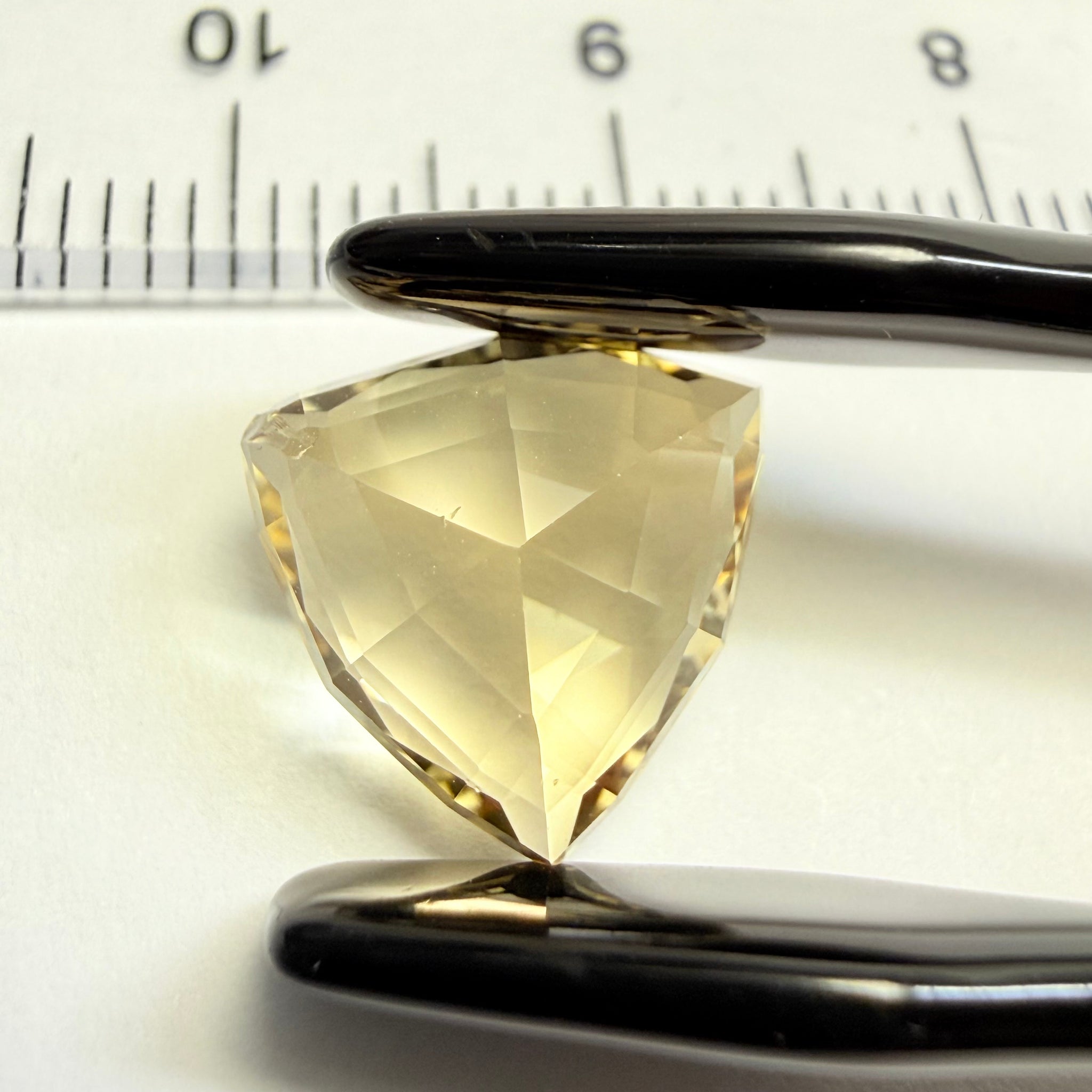 Scapolite, 3.85ct, Tanzania, Untreated, Unheated, slight dent on a pavilion facet