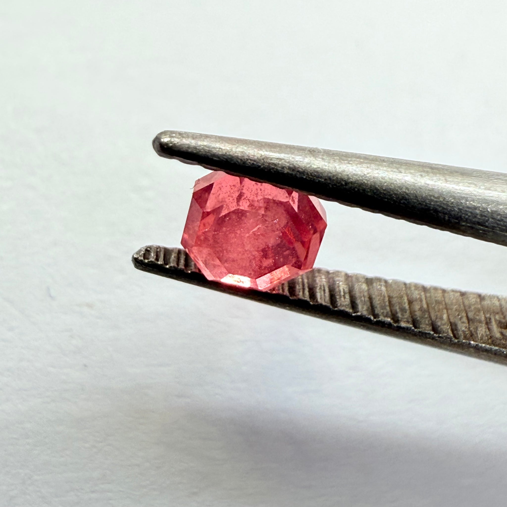 Mahenge Spinel, 0.41ct, Mahenge, Tanzania, Untreated Unheated, for a high setting