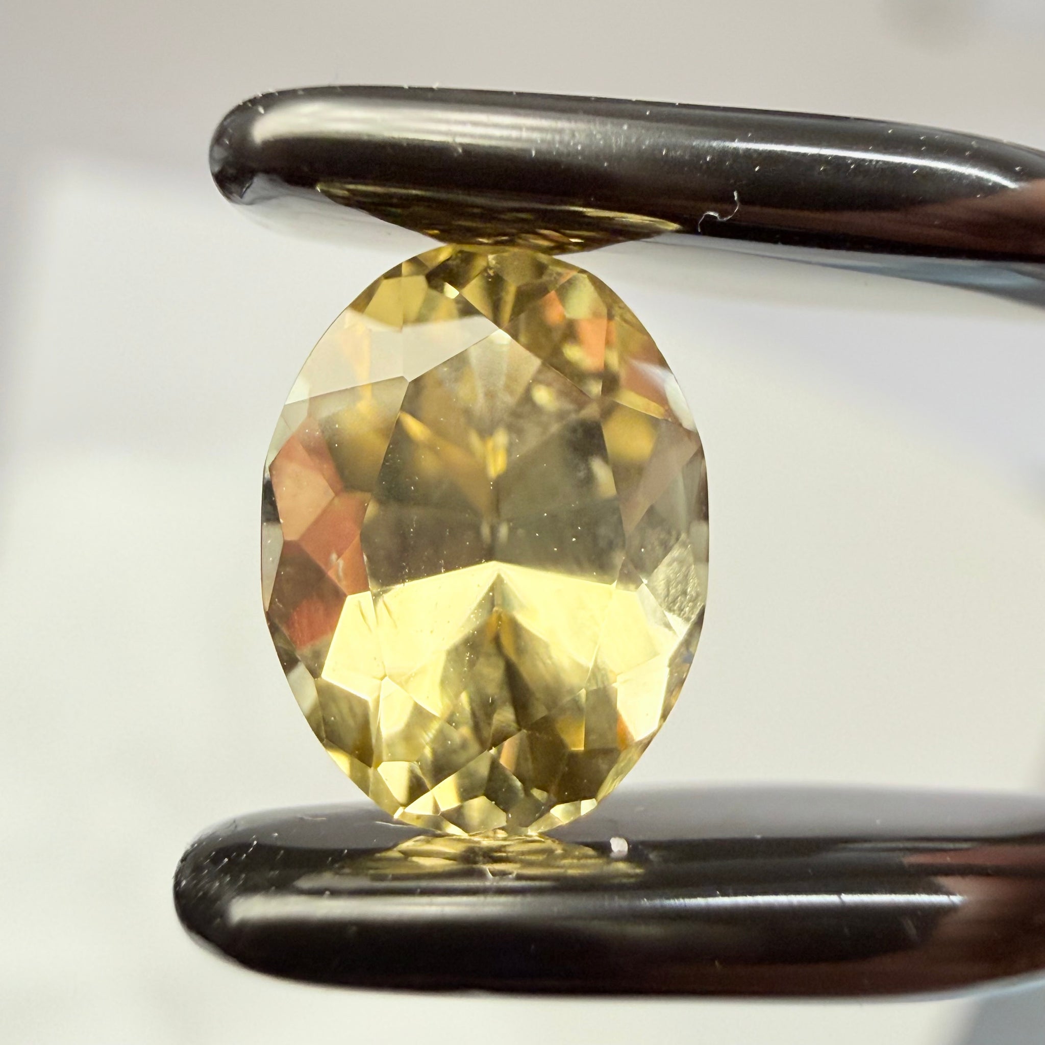 Scapolite, 1.37ct, Tanzania, Untreated, Unheated