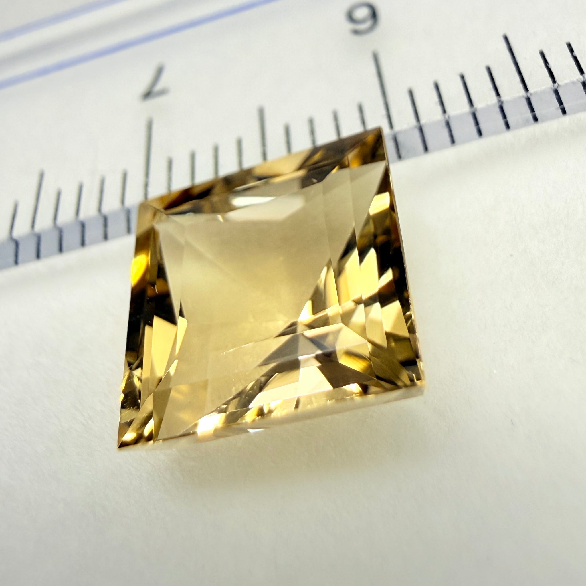 Scapolite, 4.35ct, Tanzania, Untreated, Unheated