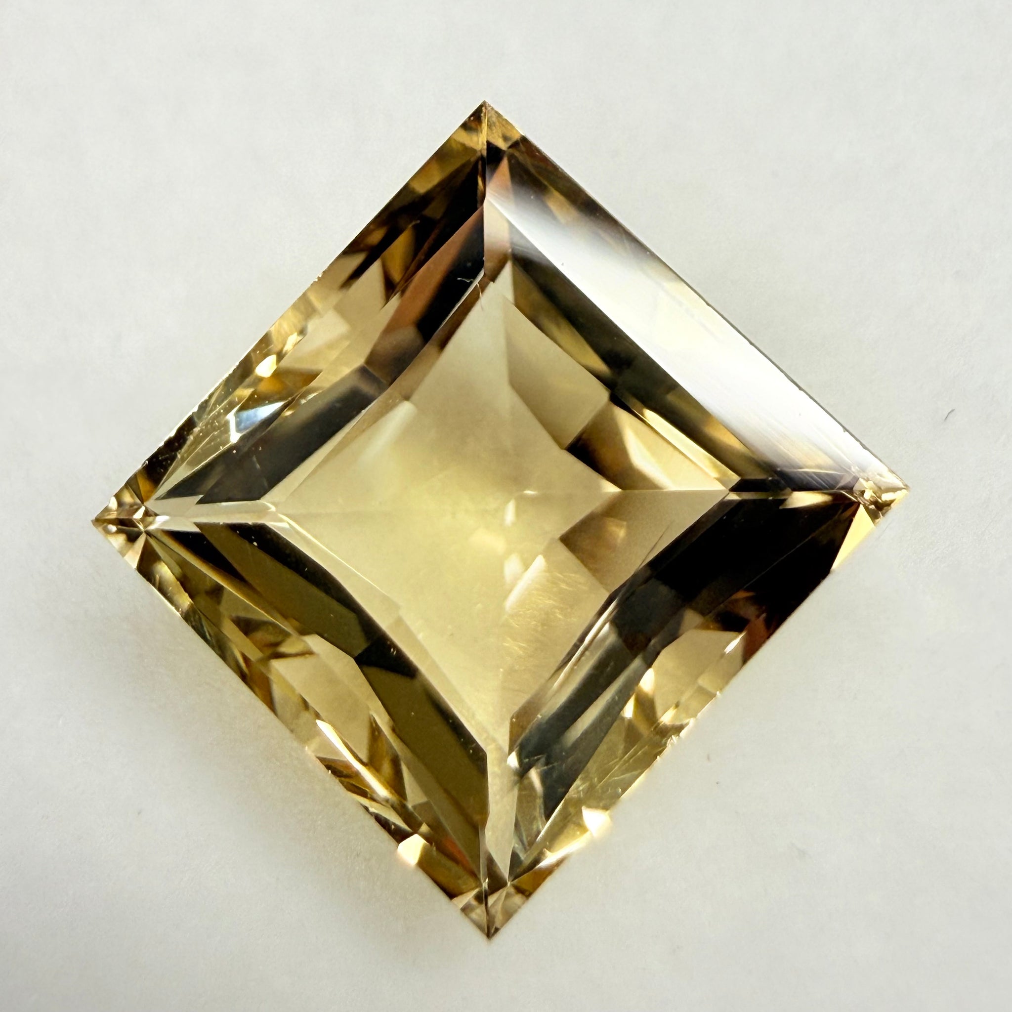 Scapolite, 4.35ct, Tanzania, Untreated, Unheated