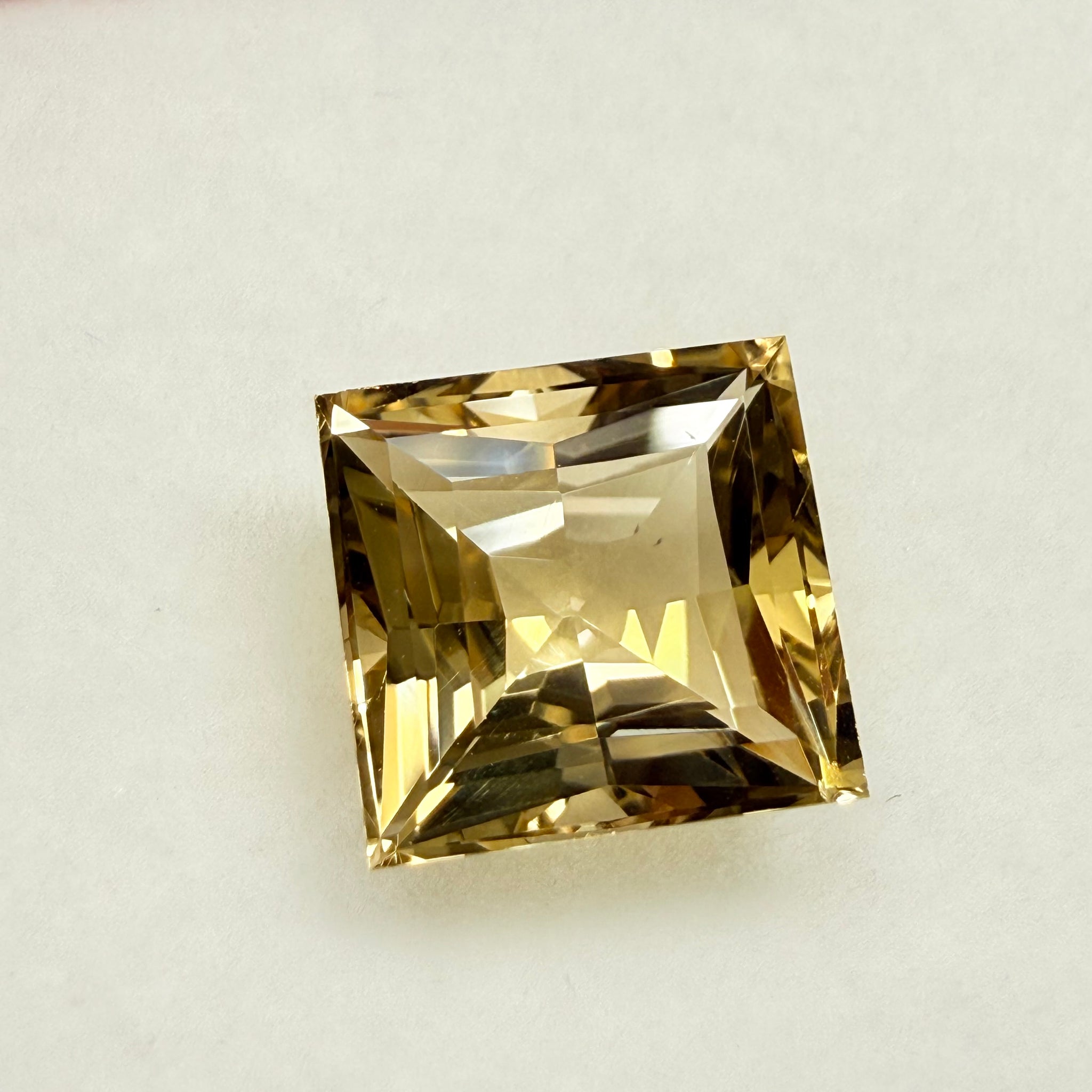 Scapolite, 4.35ct, Tanzania, Untreated, Unheated