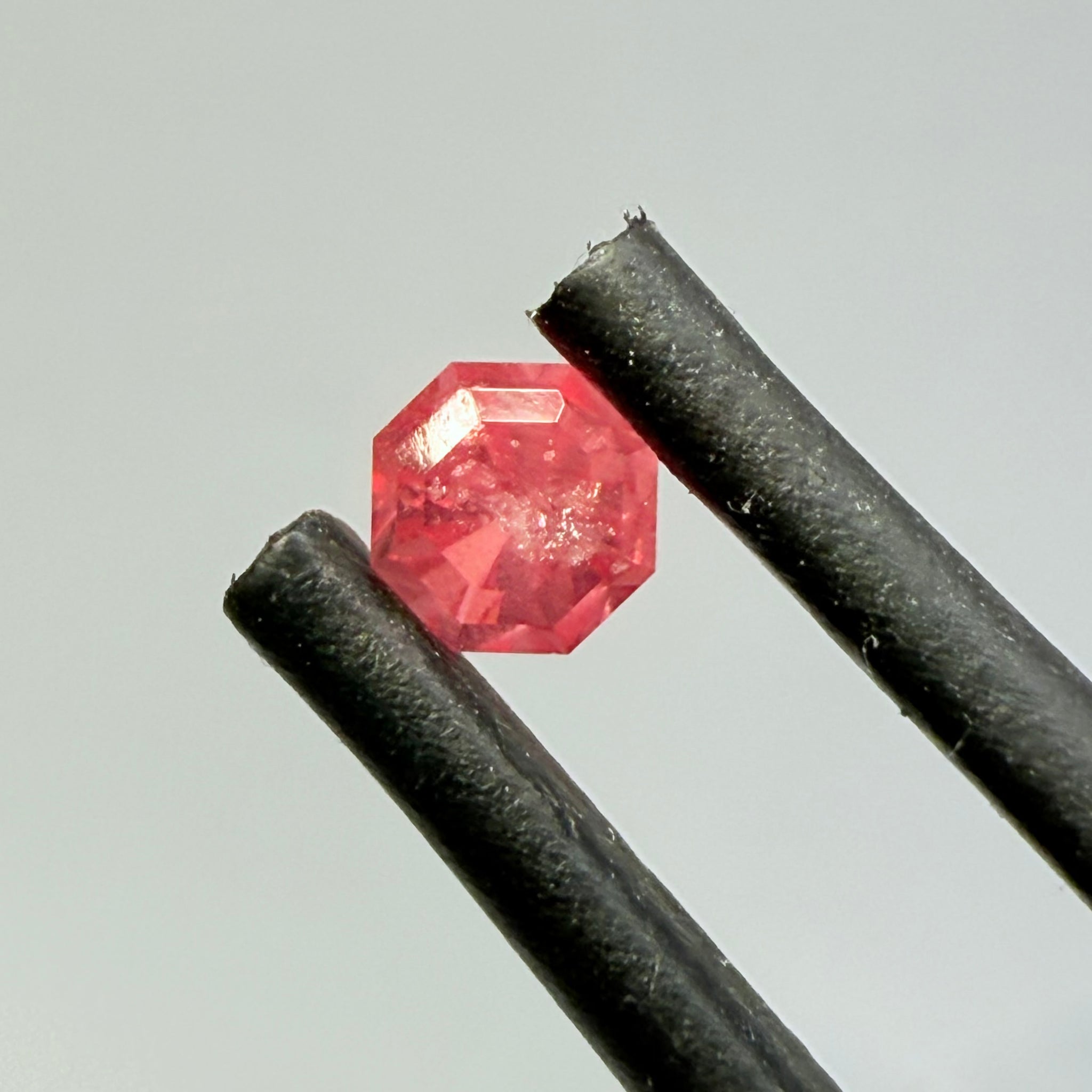 Mahenge Spinel, 0.41ct, Mahenge, Tanzania, Untreated Unheated, for a high setting