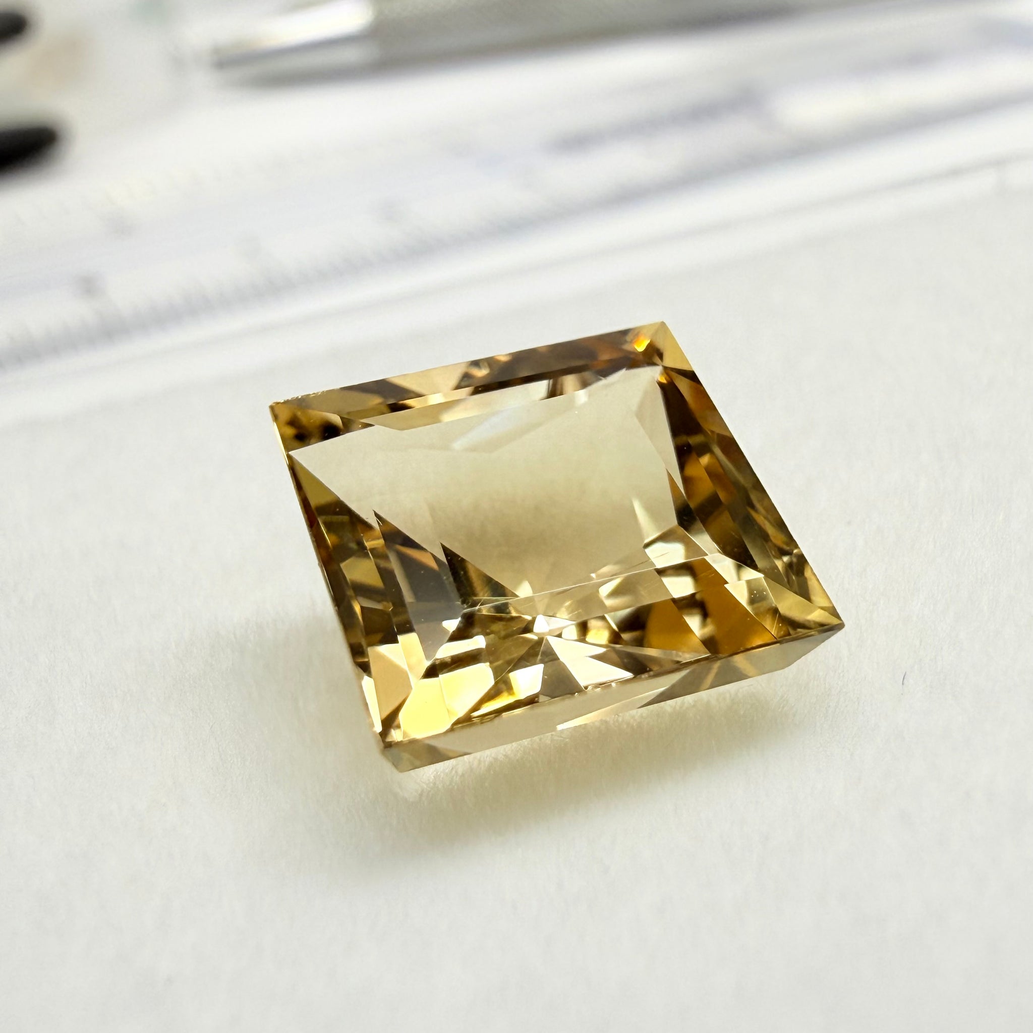 Scapolite, 4.35ct, Tanzania, Untreated, Unheated