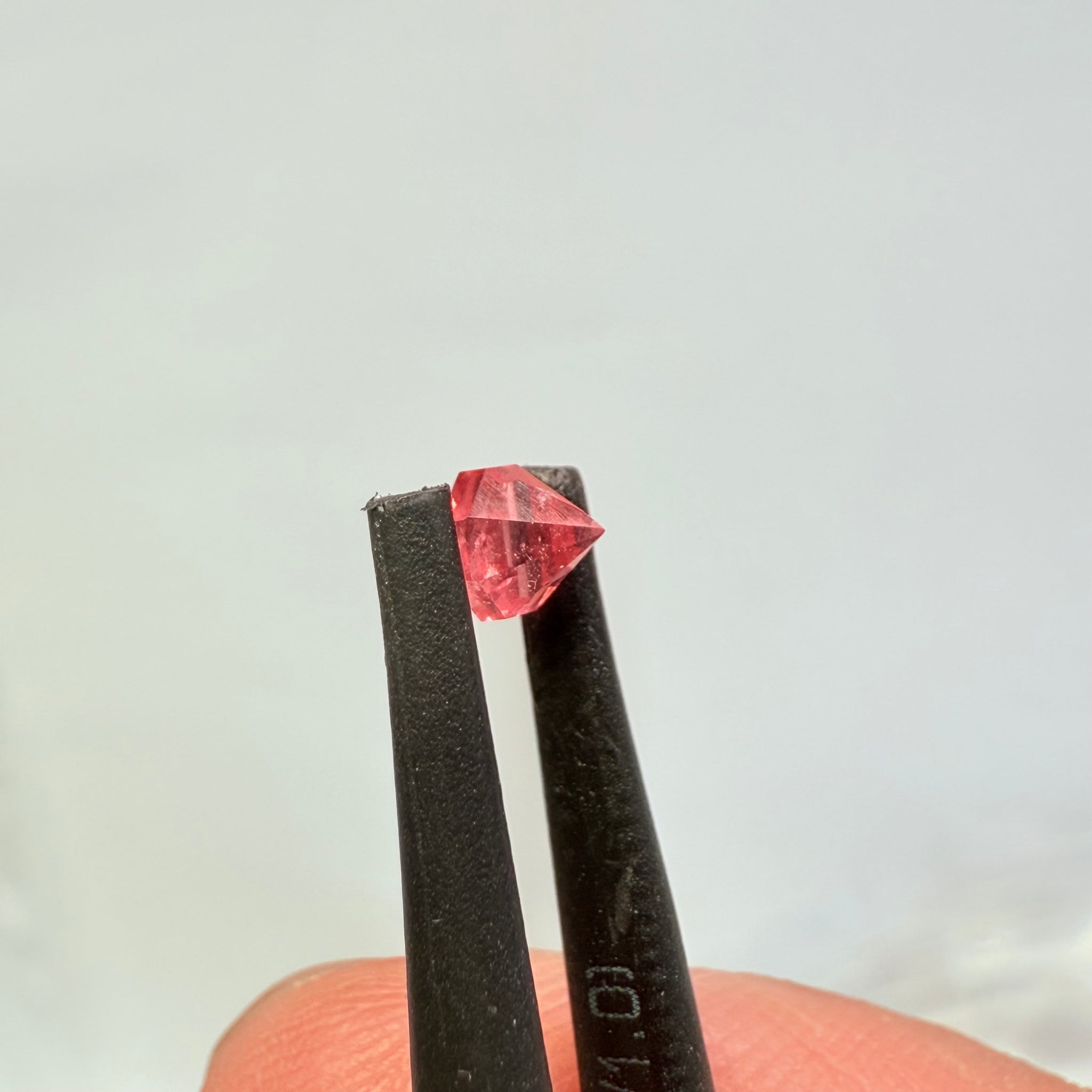 Mahenge Spinel, 0.41ct, Mahenge, Tanzania, Untreated Unheated, for a high setting