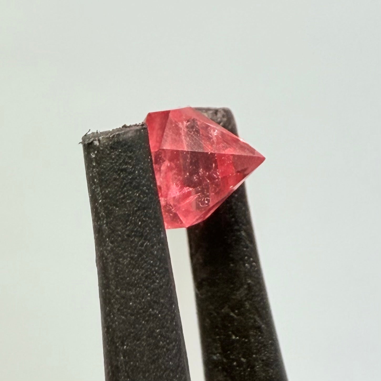 Mahenge Spinel, 0.41ct, Mahenge, Tanzania, Untreated Unheated, for a high setting