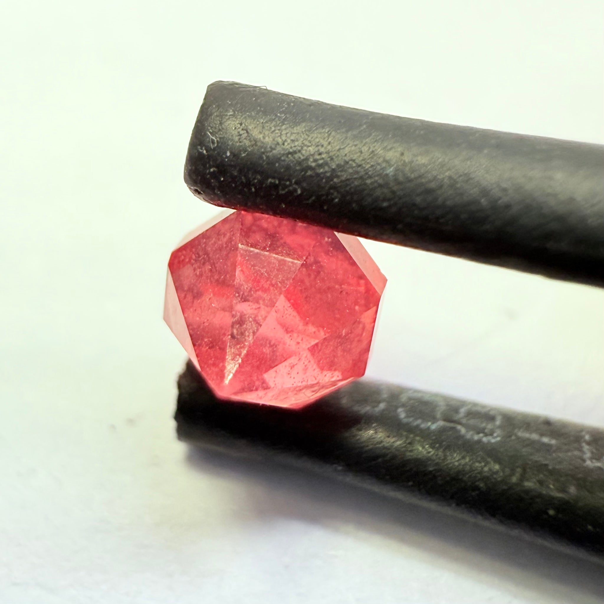 Mahenge Spinel, 0.41ct, Mahenge, Tanzania, Untreated Unheated, for a high setting