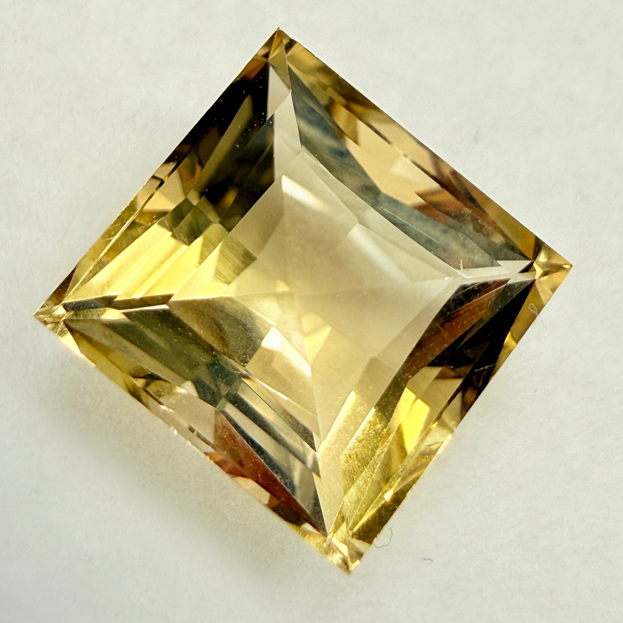 Scapolite, 4.35ct, Tanzania, Untreated, Unheated