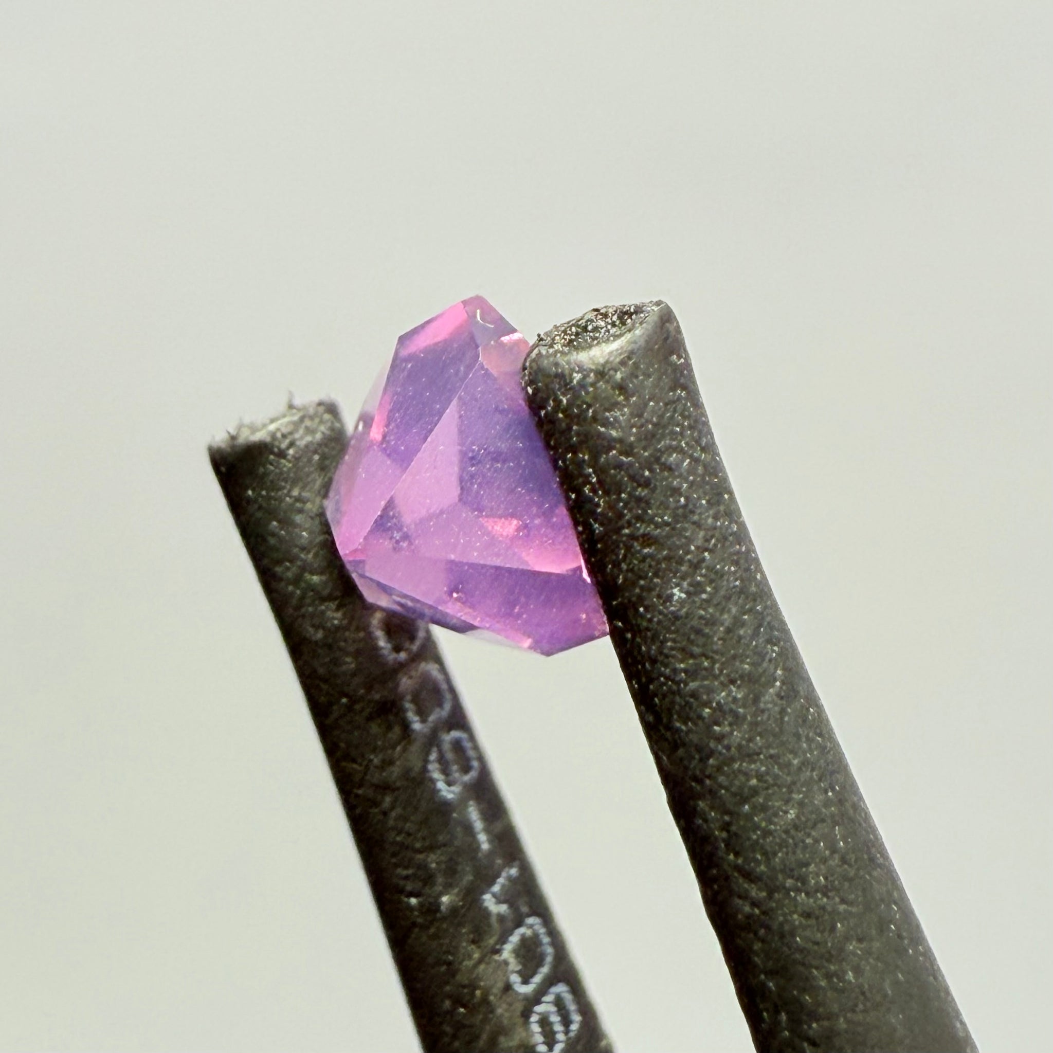 Sapphire 0.66ct, Winza, Tanzania, Untreated Unheated.