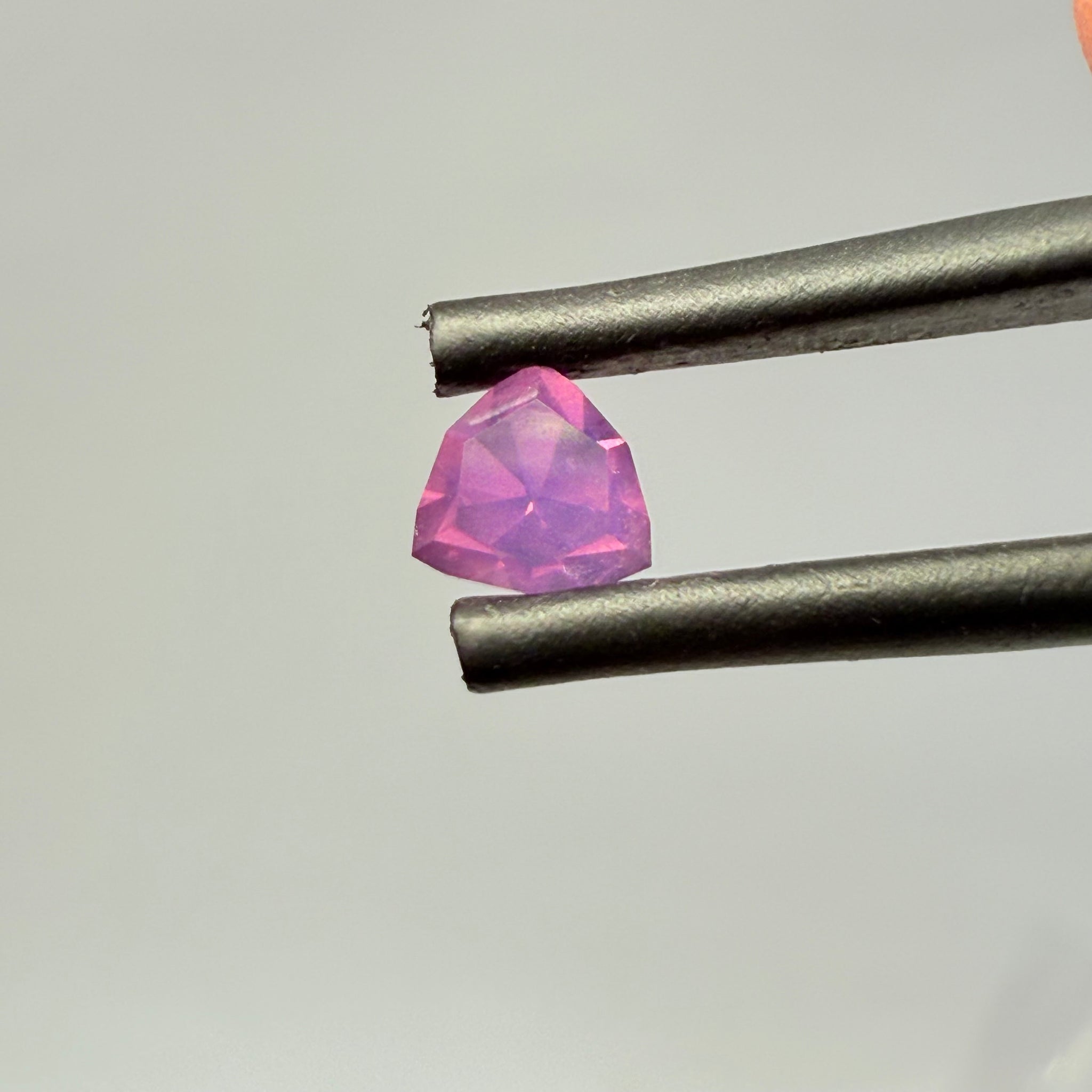 Sapphire 0.66ct, Winza, Tanzania, Untreated Unheated.