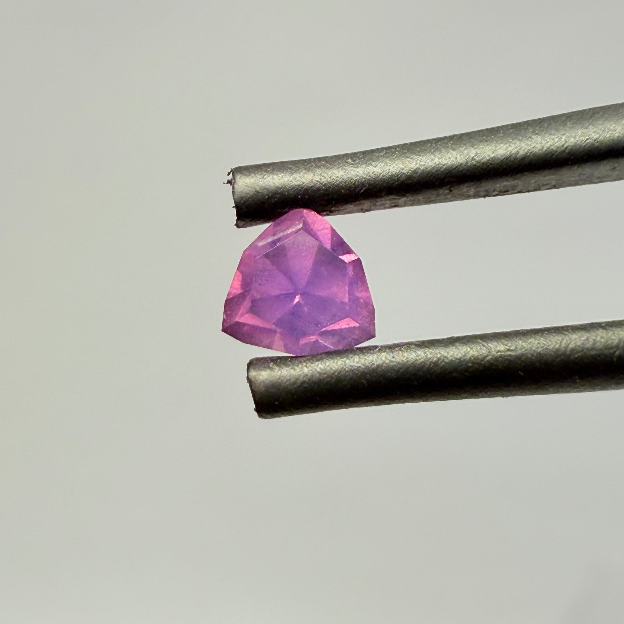 Sapphire 0.66ct, Winza, Tanzania, Untreated Unheated.