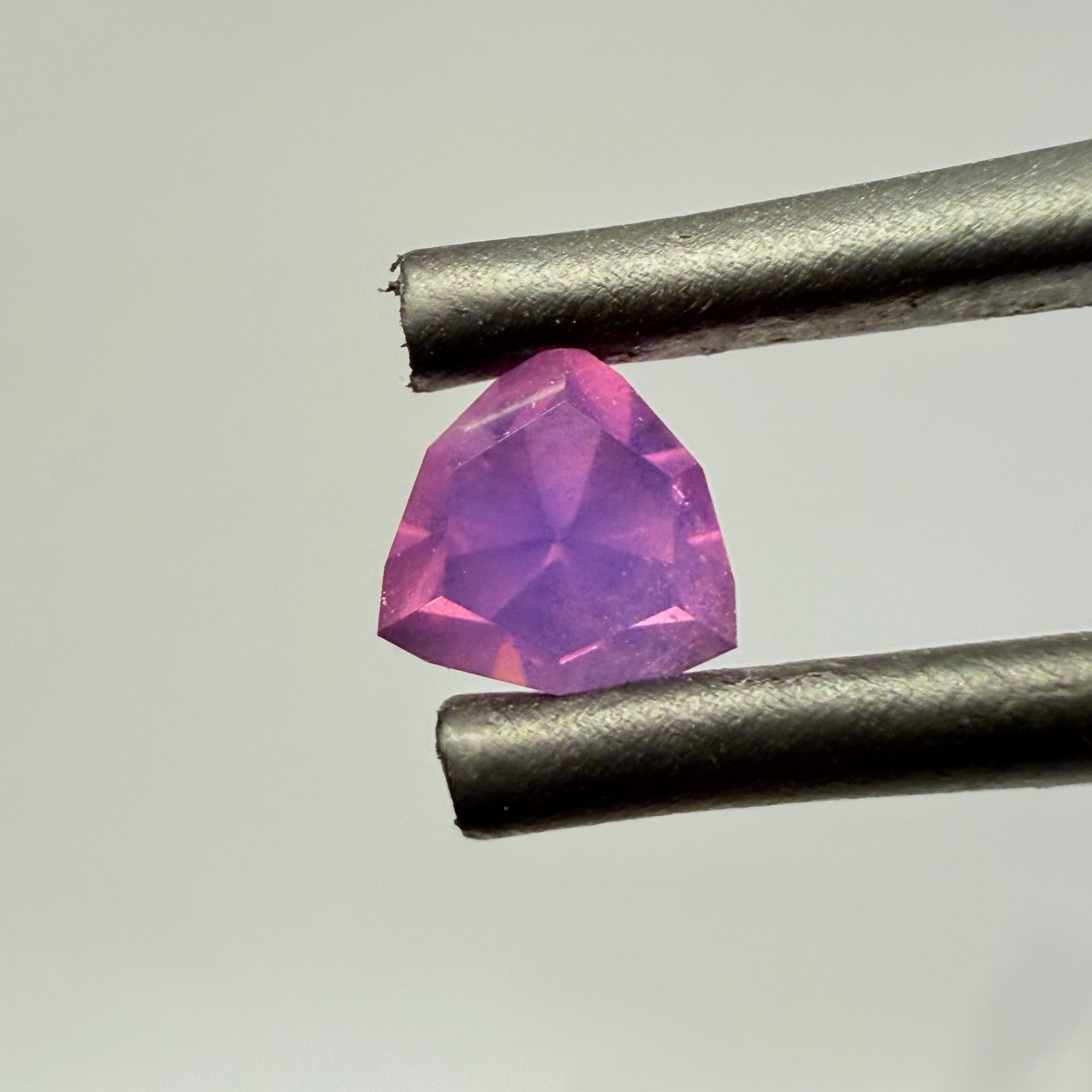 Sapphire 0.66ct, Winza, Tanzania, Untreated Unheated.