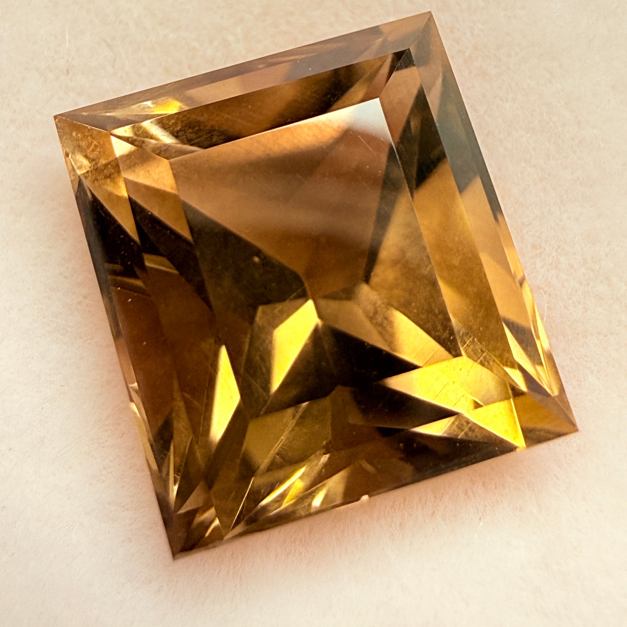 Congo Citrine, 2.83ct, Untreated Unheated