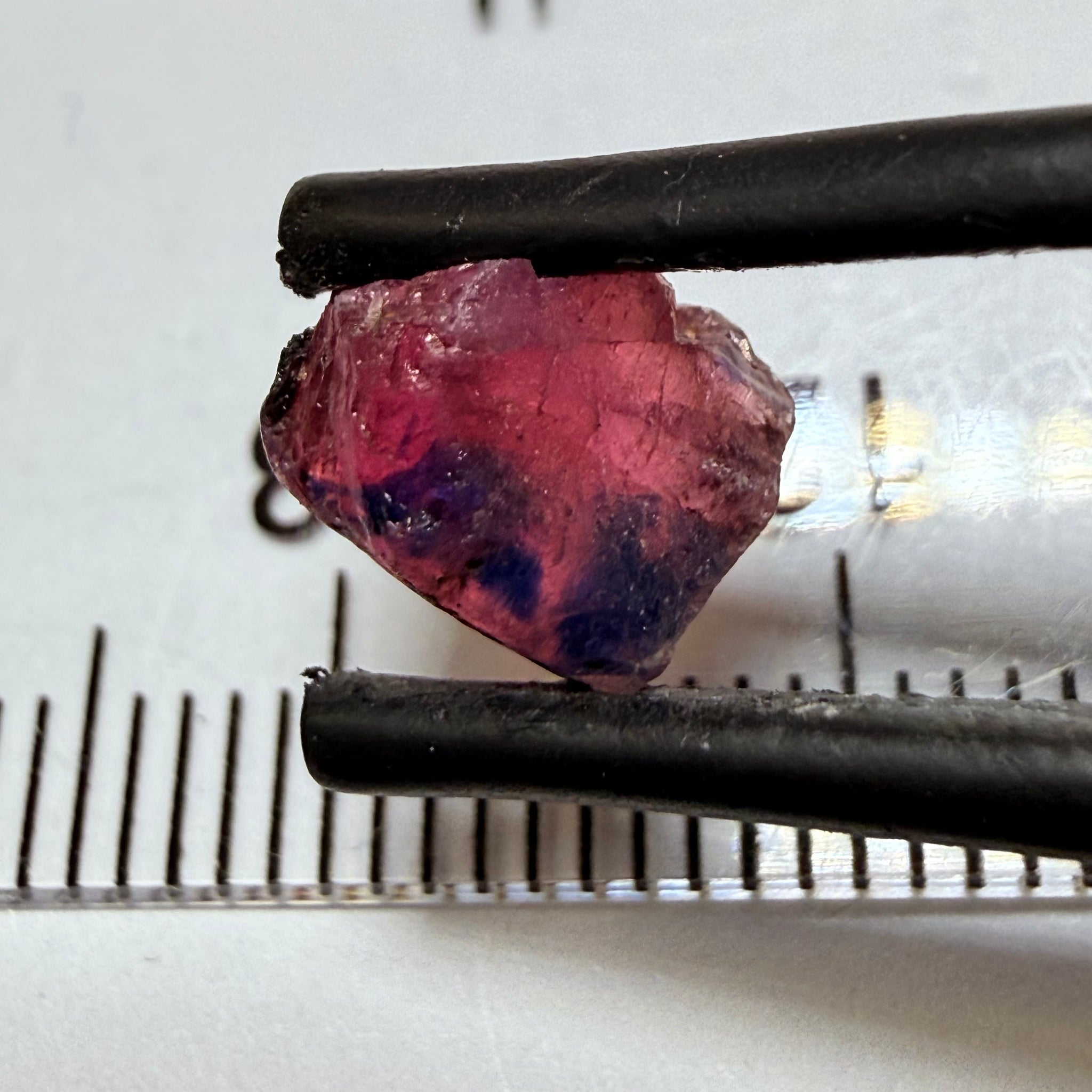 Winza Sapphire, 2.90ct, Winza, Tanzania, Untreated Unheated, slightly included