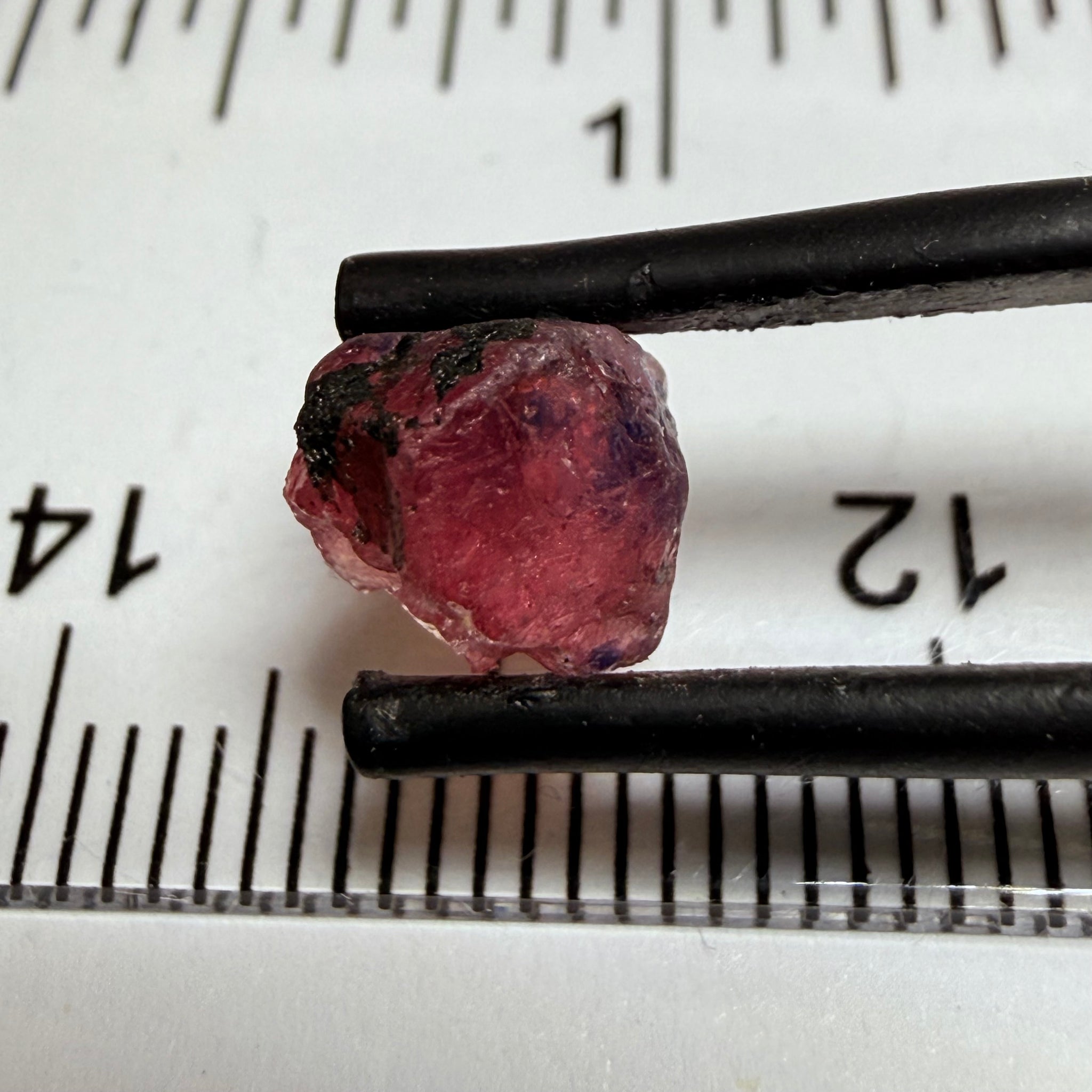 Winza Sapphire, 2.90ct, Winza, Tanzania, Untreated Unheated, slightly included