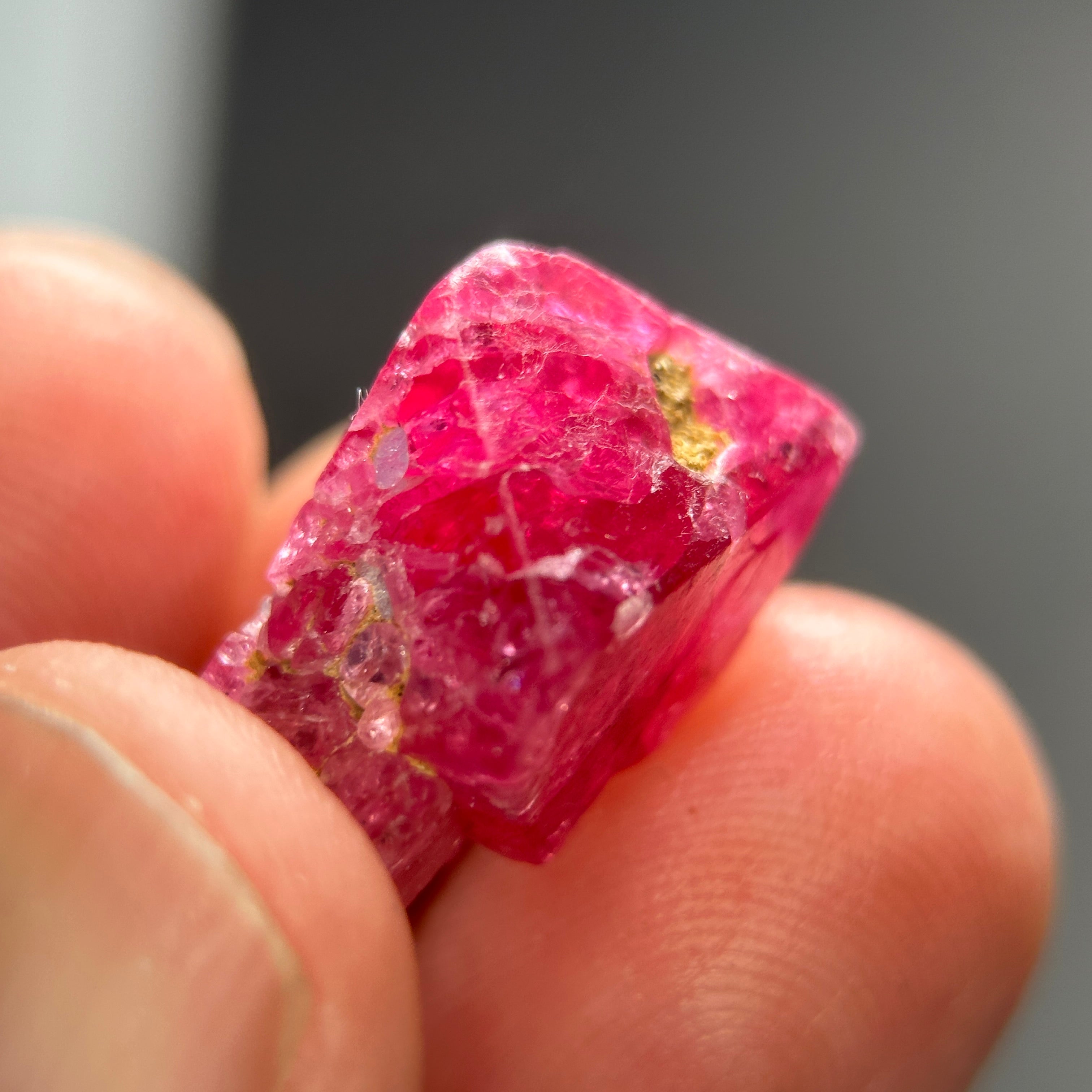25.53ct Spinel Crystal, Mahenge, Tanzania, Untreated Unheated. 2.2 x 1.31 x 0.99cm