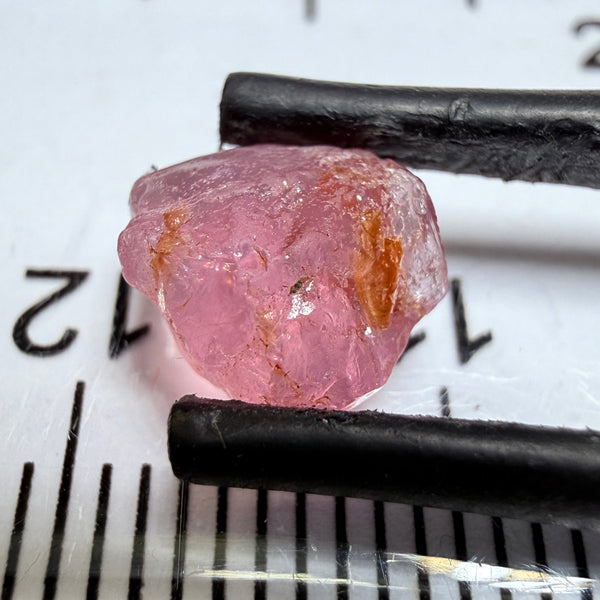 Mahenge Spinel, 2.23ct, Mahenge, Tanzania, Untreated Unheated, vvs with slight silk, slightly flat shape