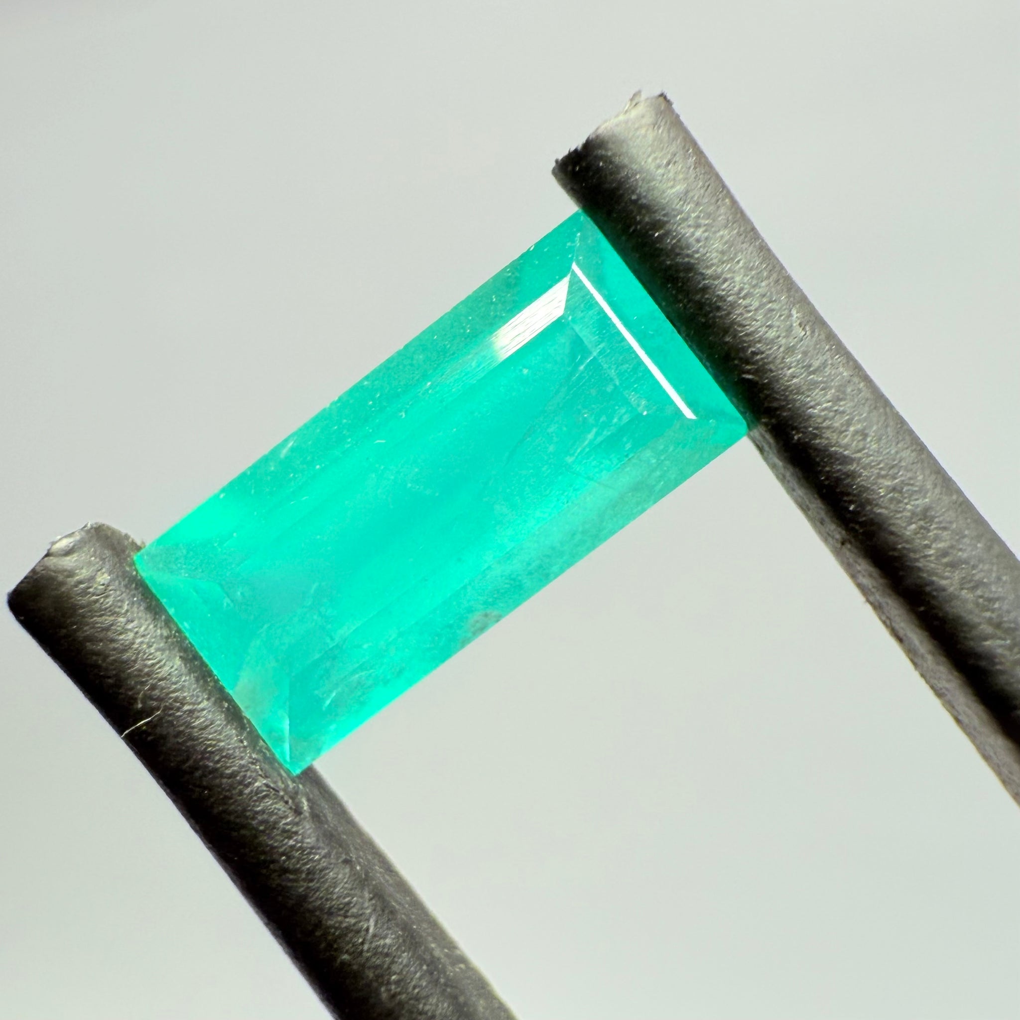 Emerald, 0.95ct, Tanzania, Untreated, Unheated, NO OIL