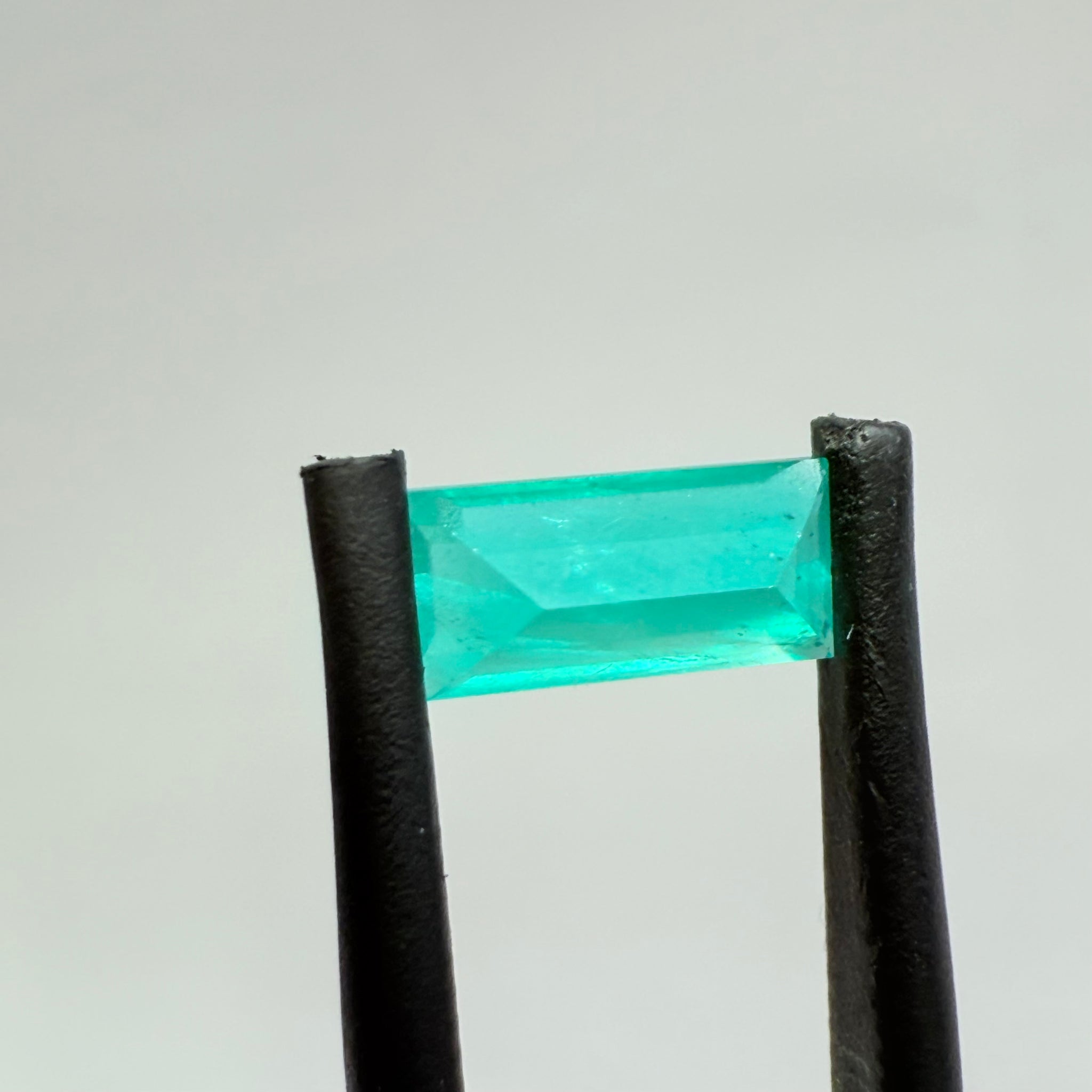 Emerald, 0.95ct, Tanzania, Untreated, Unheated, NO OIL