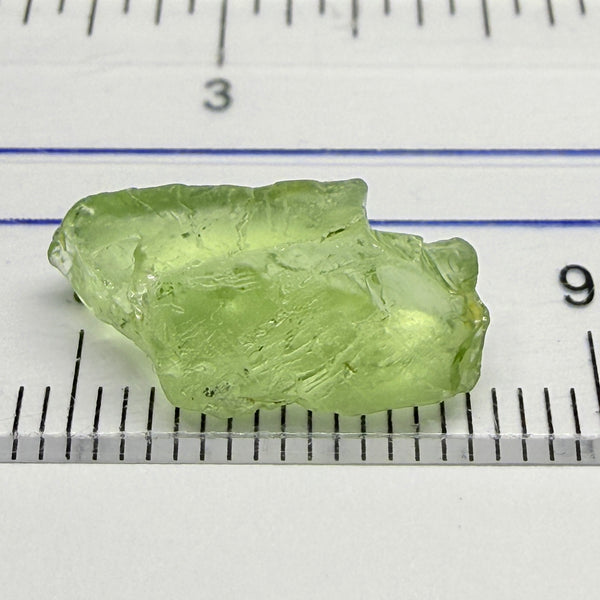 Tsavorite Garnet, 6.58ct, Kenya, Untreated Unheated, vs-vvs, sl inclusion on outside, light lime green colour