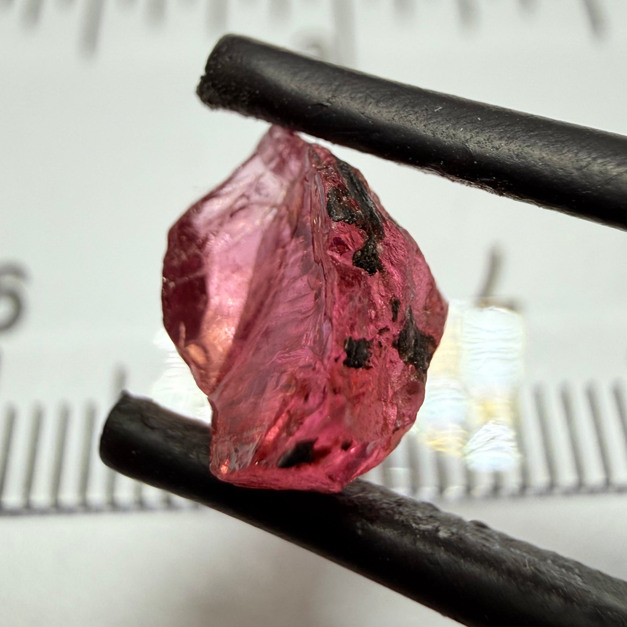 Winza Sapphire, 2.72ct, Winza, Tanzania, Untreated Unheated. Slightly included, complicated shape
