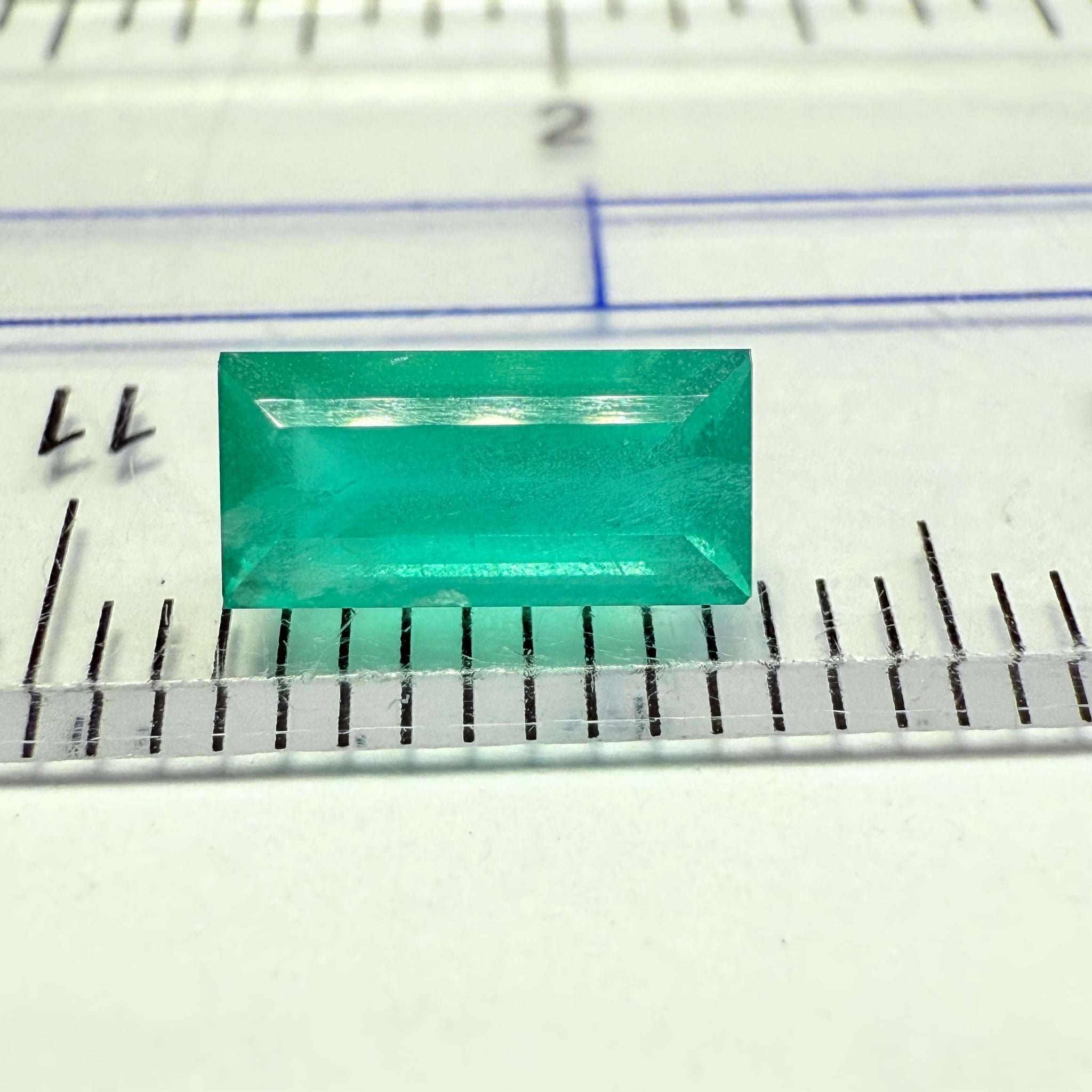 Emerald, 0.95ct, Tanzania, Untreated, Unheated, NO OIL