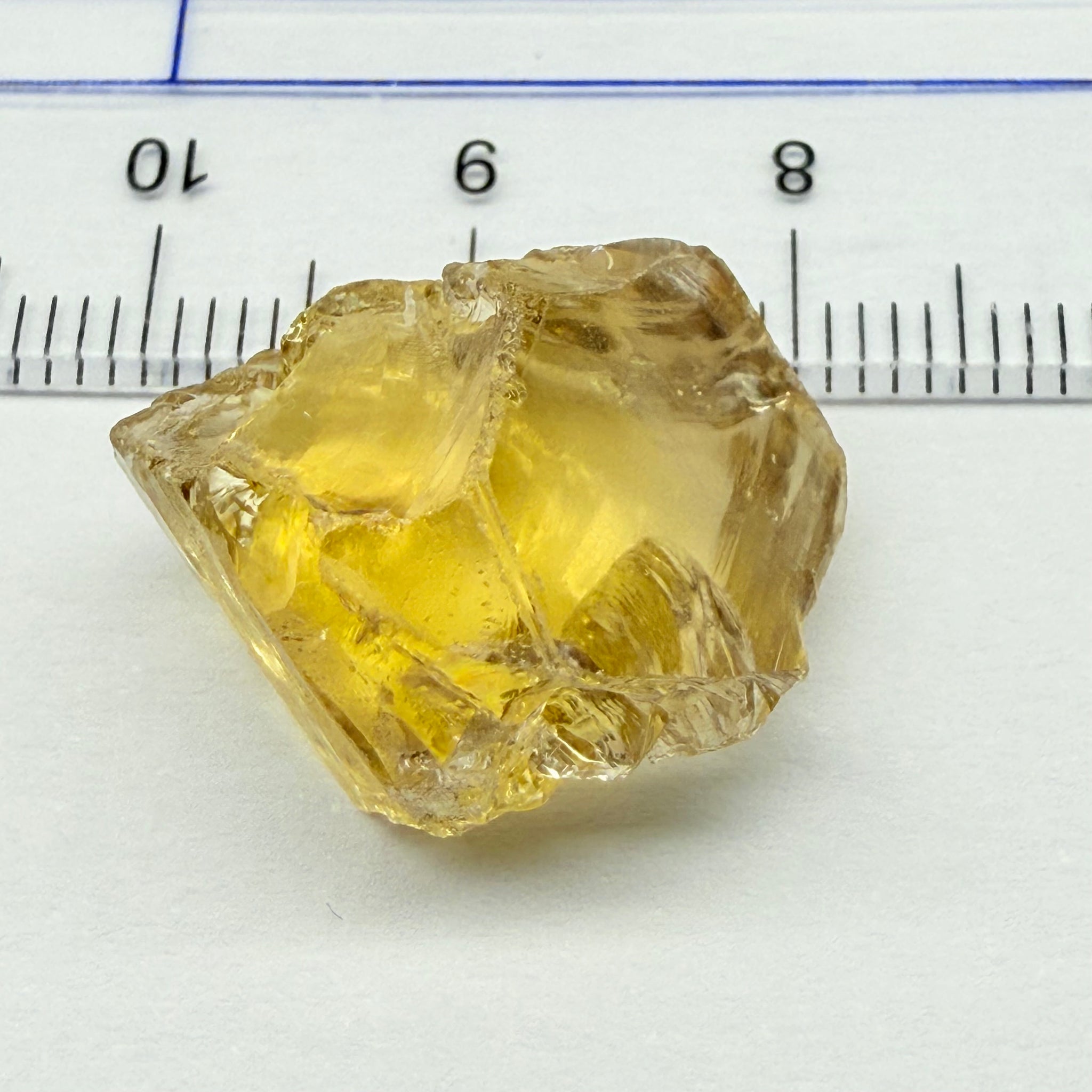Citrine, 23.47ct, Zambia, Untreated Unheated, slight crack on the outside, rest VVS-IF