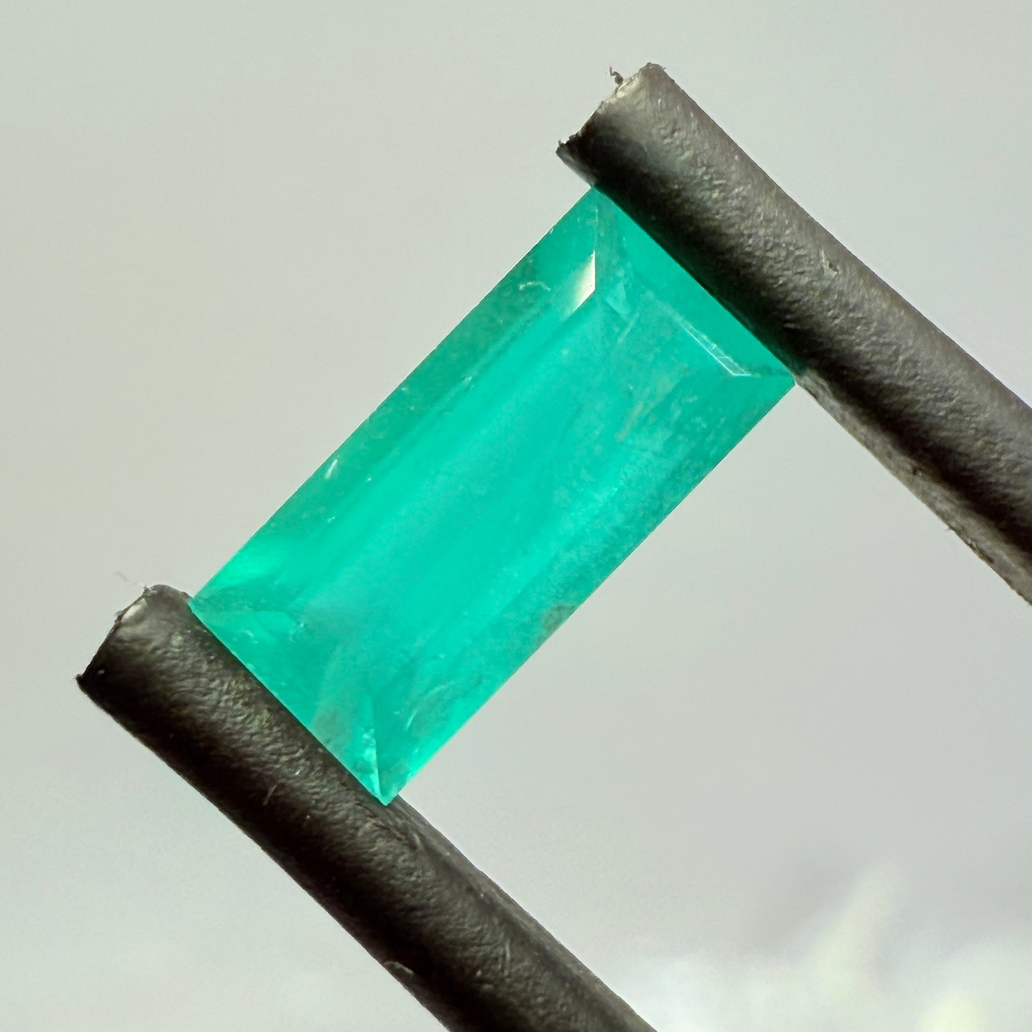 Emerald, 0.95ct, Tanzania, Untreated, Unheated, NO OIL