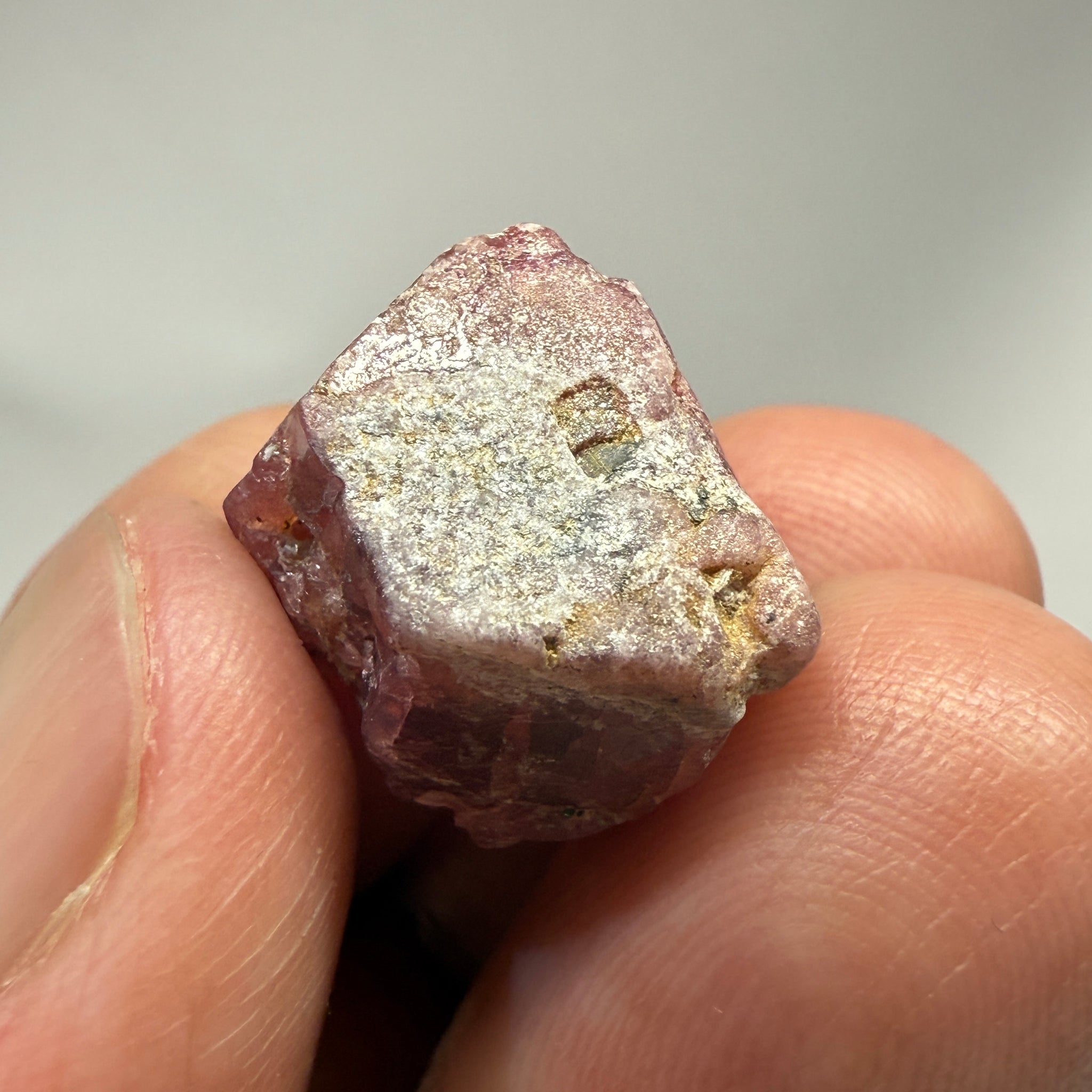 Mahenge Spinel Crystal, 25.42ct, Tanzania, Untreated Untreated
