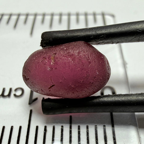 Tanga Garnet, 4.74ct, Tanzania, Untreated Unheated, vvs, slight silk