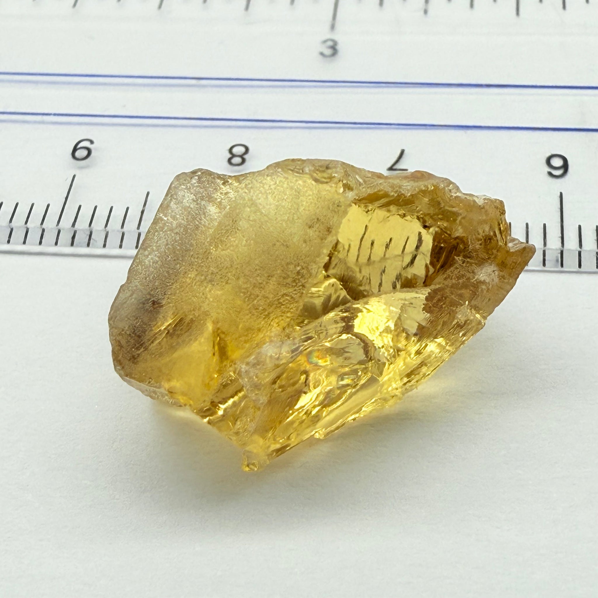Citrine, 23.47ct, Zambia, Untreated Unheated, slight crack on the outside, rest VVS-IF