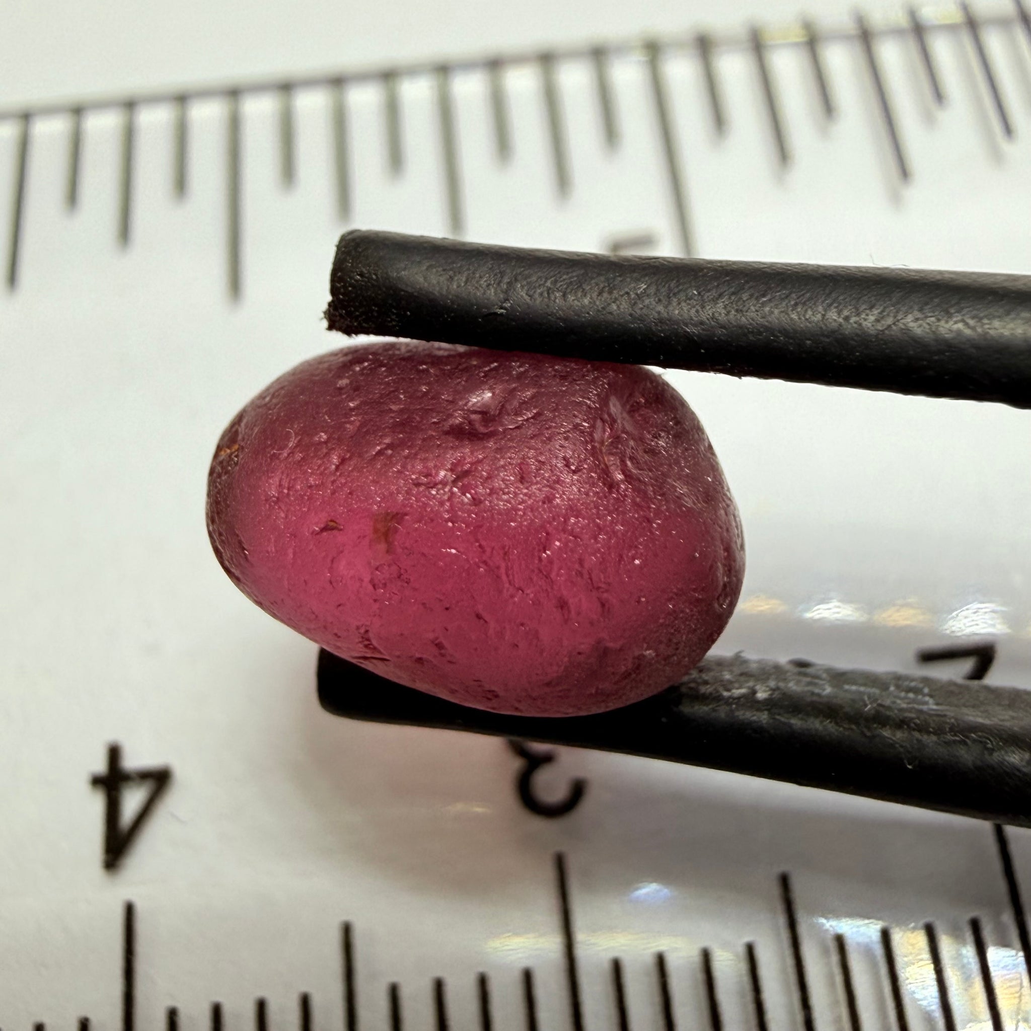 Tanga Garnet, 4.74ct, Tanzania, Untreated Unheated, vvs, slight silk