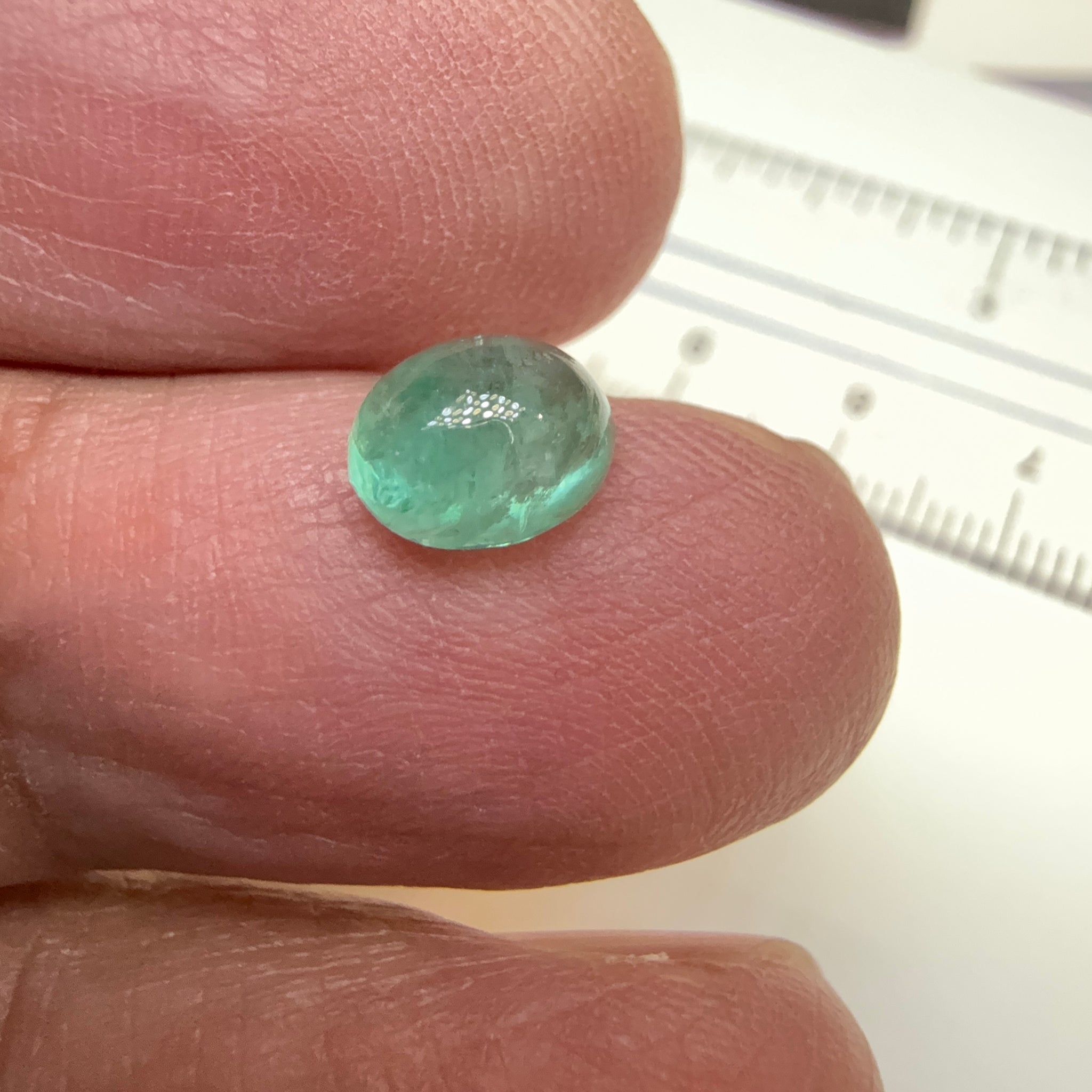 Emerald, 1.38ct, Tanzania. Untreated Unheated No Oil.