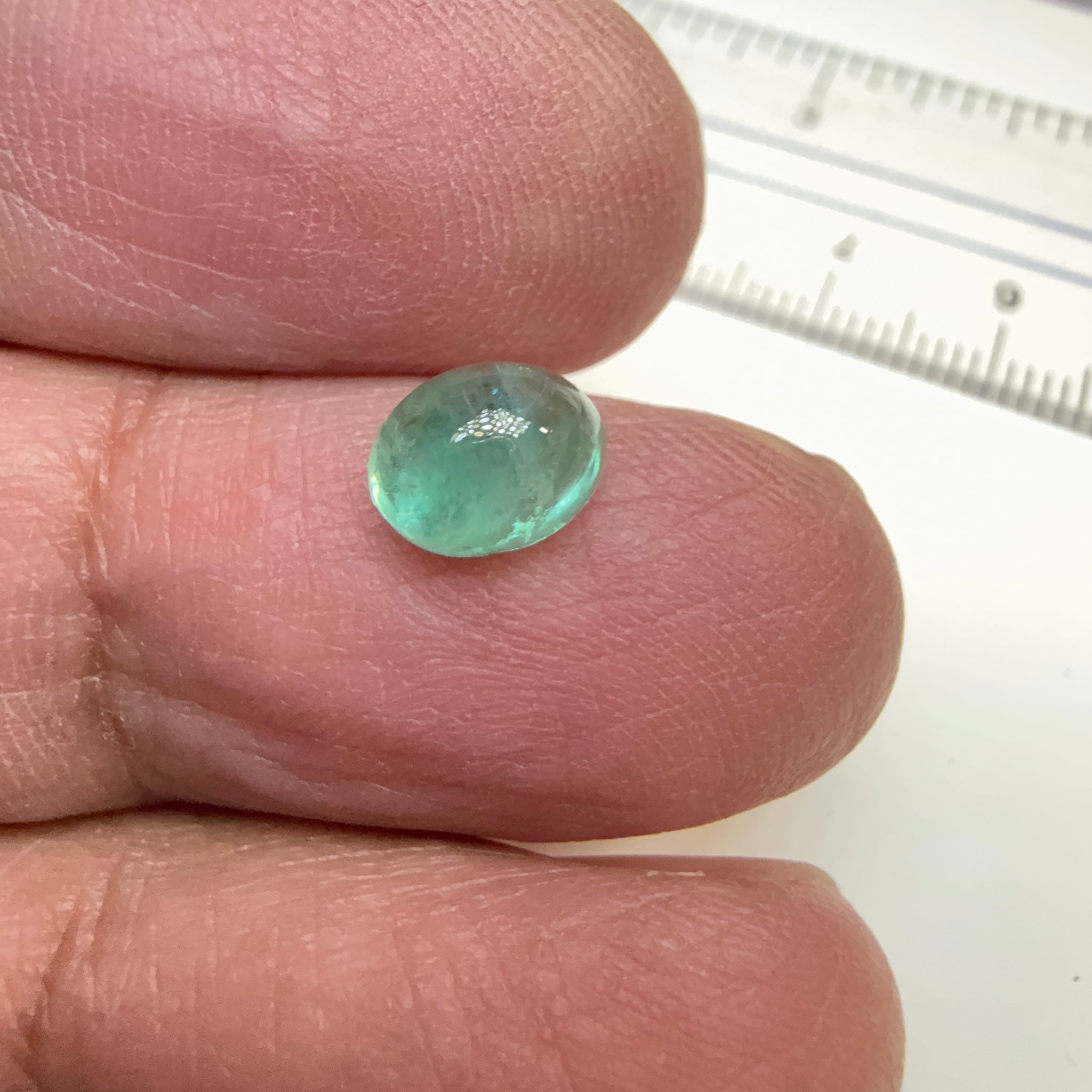 Emerald, 1.38ct, Tanzania. Untreated Unheated No Oil.