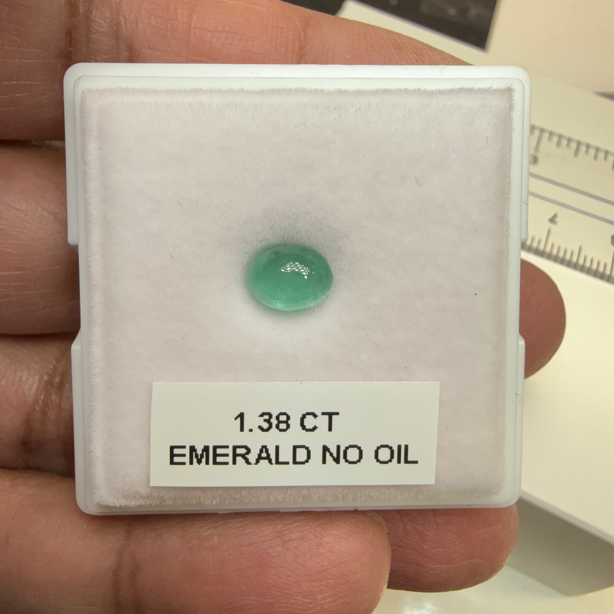 Emerald, 1.38ct, Tanzania. Untreated Unheated No Oil.