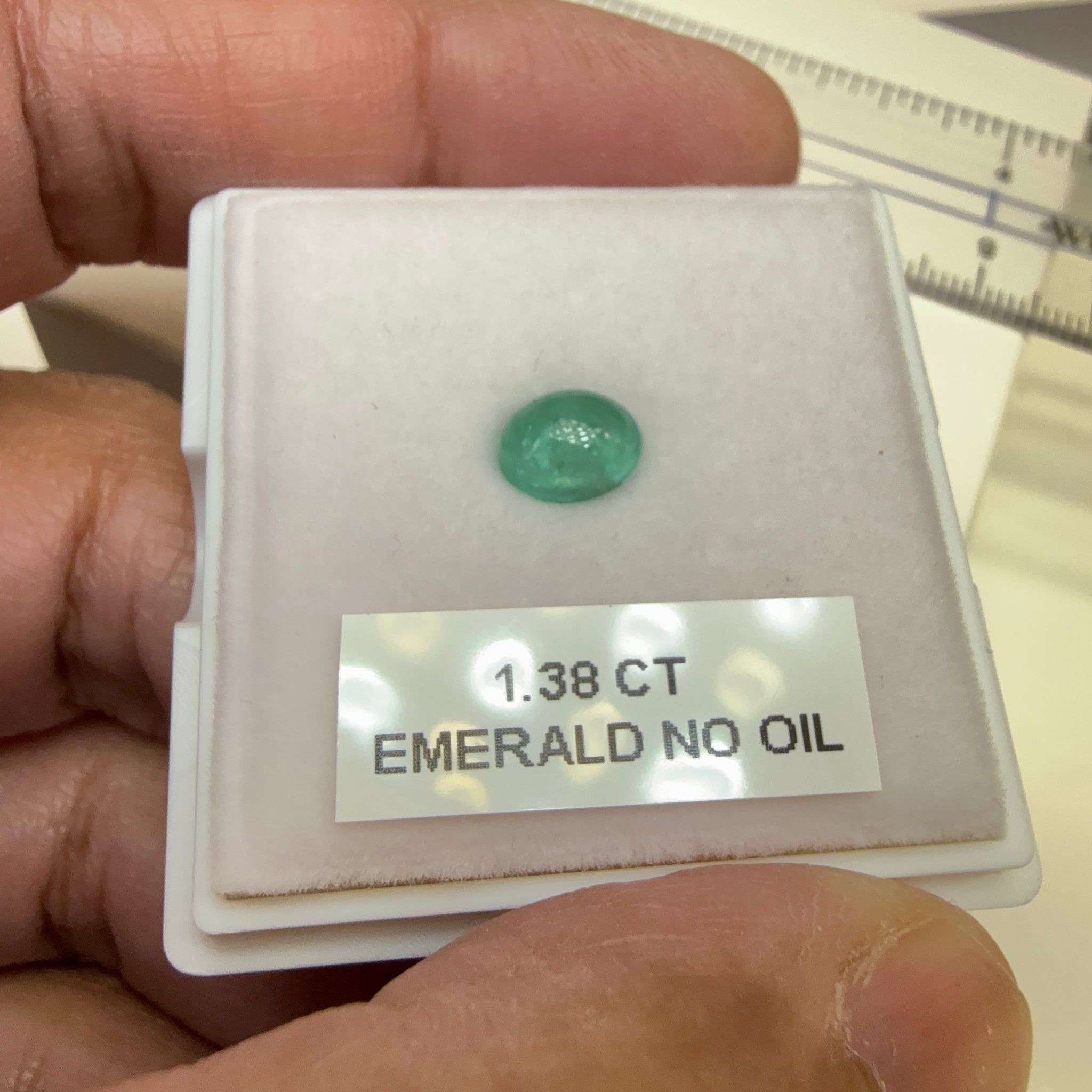 Emerald, 1.38ct, Tanzania. Untreated Unheated No Oil.