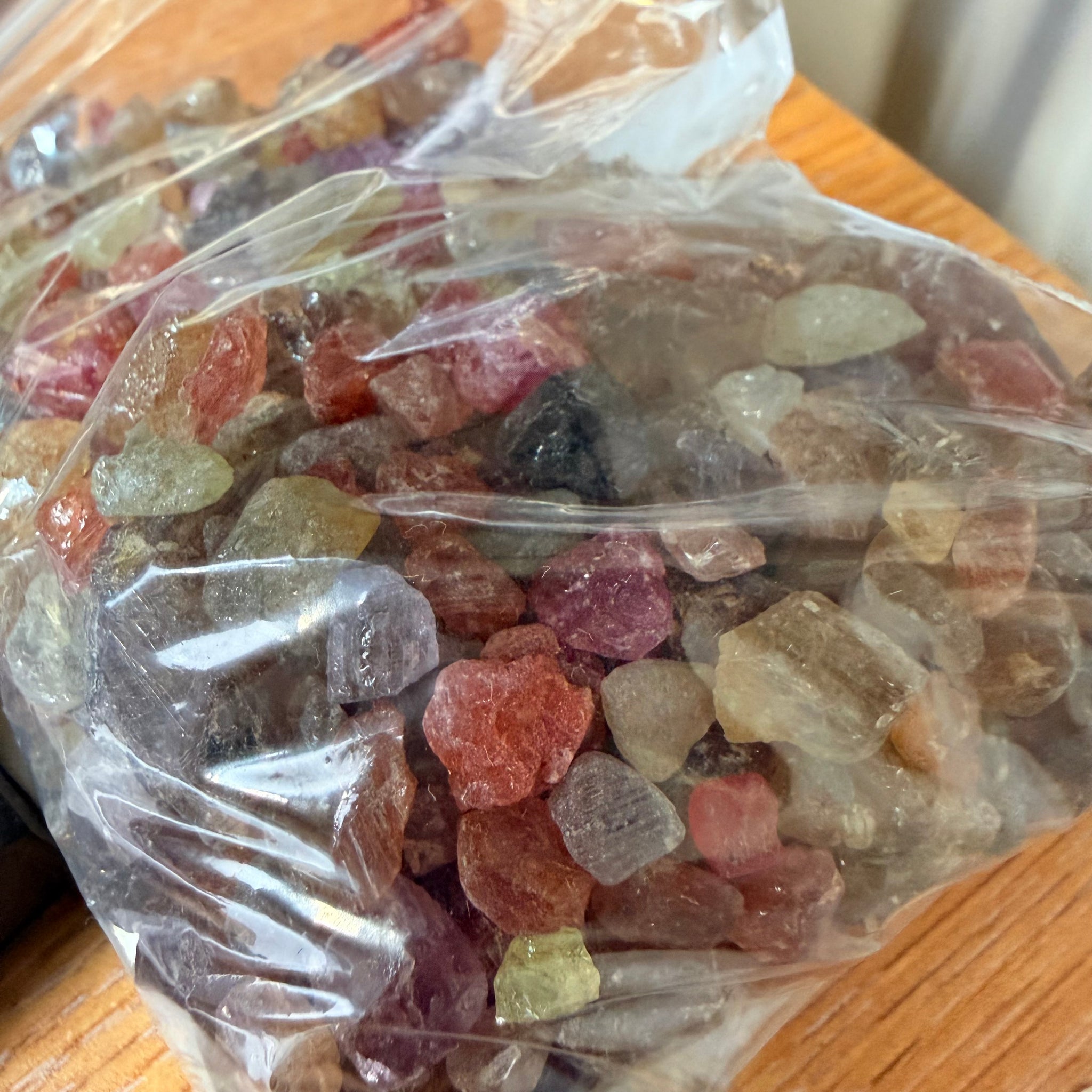 Umba Sapphire Wholesale Lot, 422.10gm / 2110.50ct, Umba Valley, Tanzania, Untreated Unheated, @ us$7/gm for the lot. See the videos