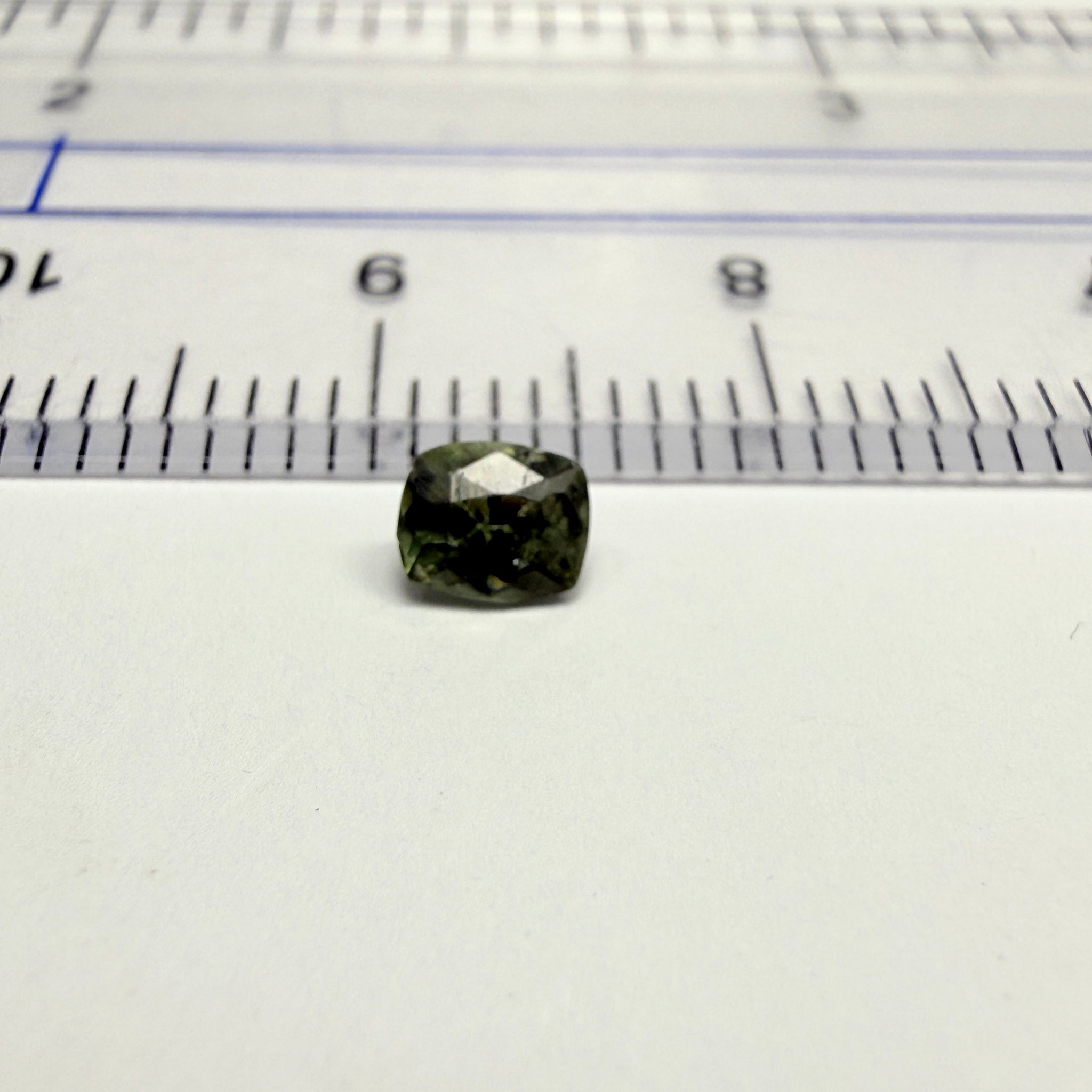 Colour change Garnet, 0.35ct, Tanzania, Untreated Unheated.