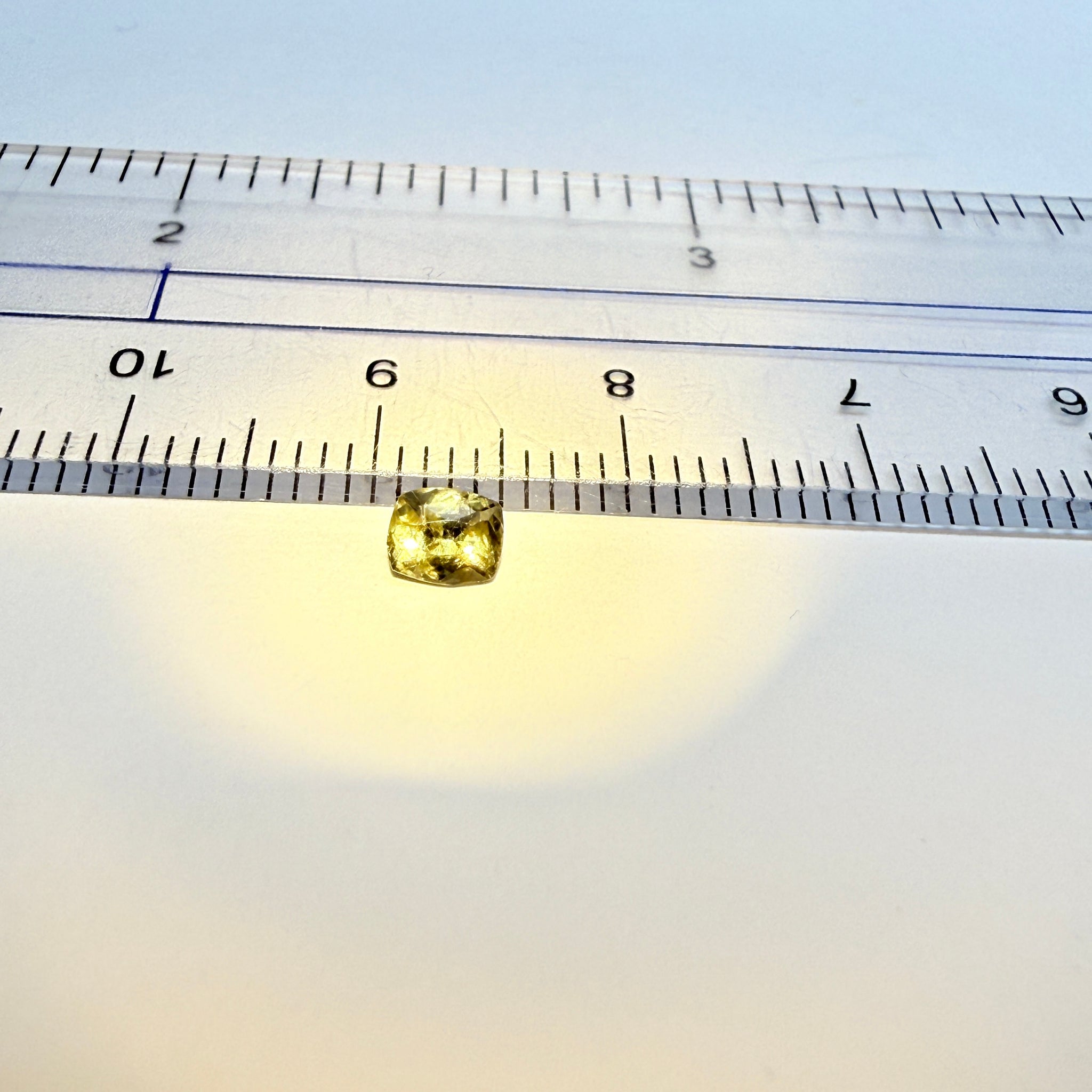 Colour change Garnet, 0.35ct, Tanzania, Untreated Unheated.