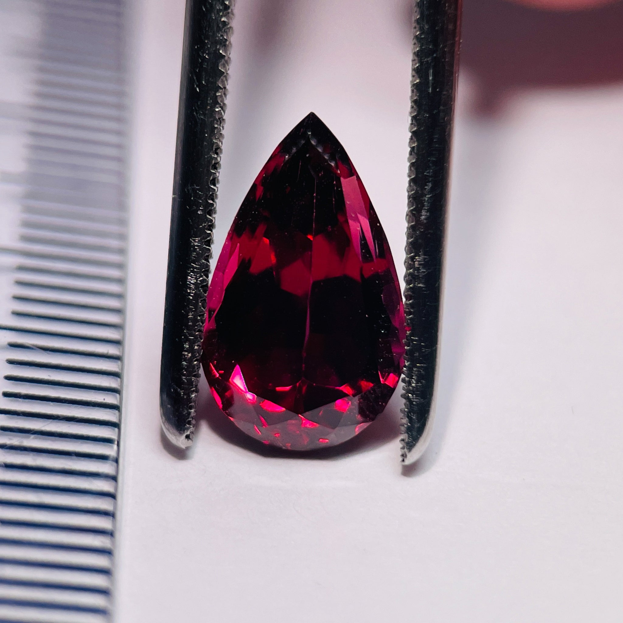 3.83Ct Rose Garnet Tanzania. Untreated Unheated
