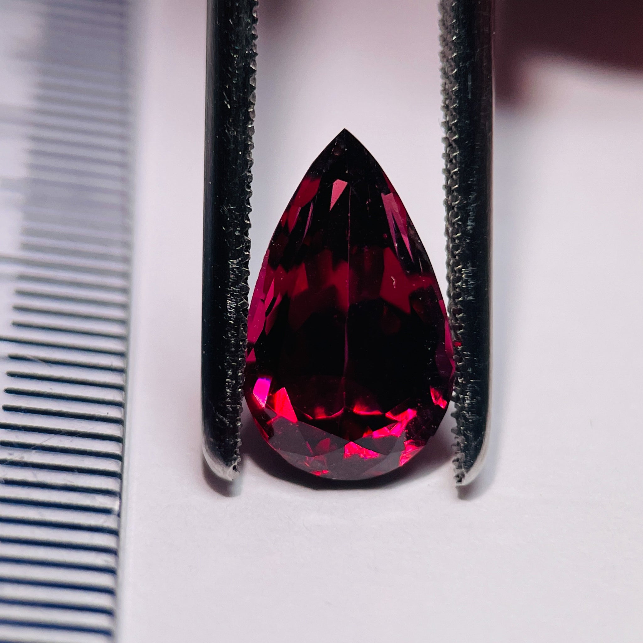 3.83Ct Rose Garnet Tanzania. Untreated Unheated