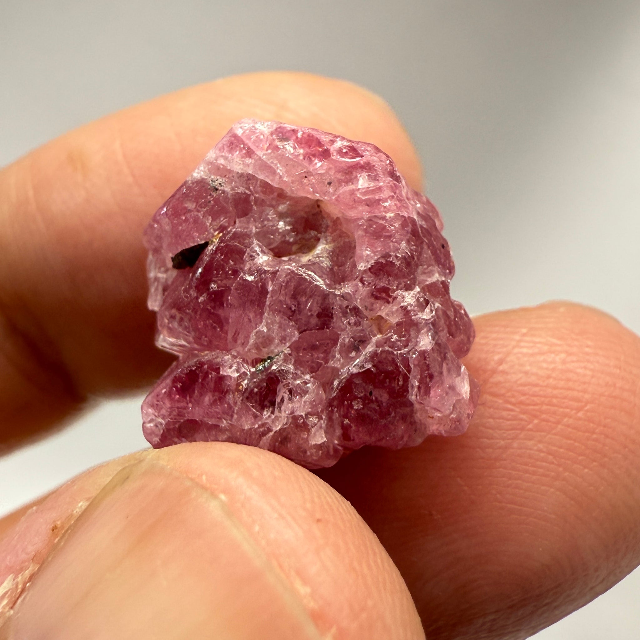 Mahenge Spinel Crystal, 22.88ct, Tanzania, Untreated Untreated