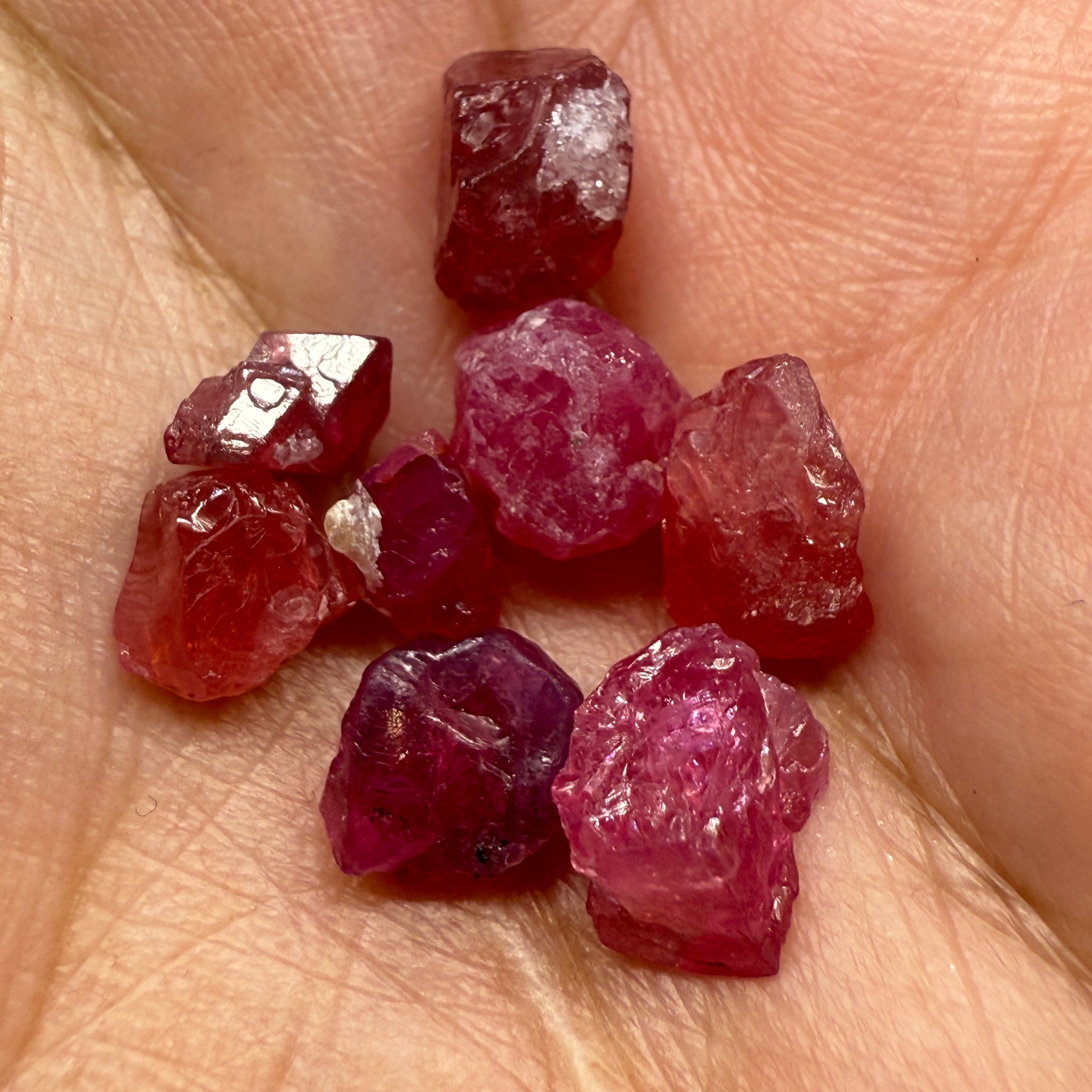 Mahenge Spinel Lot for gridding and setting as is in jewellery, rings, 23.84ct, Tanzania, Untreated Untreated