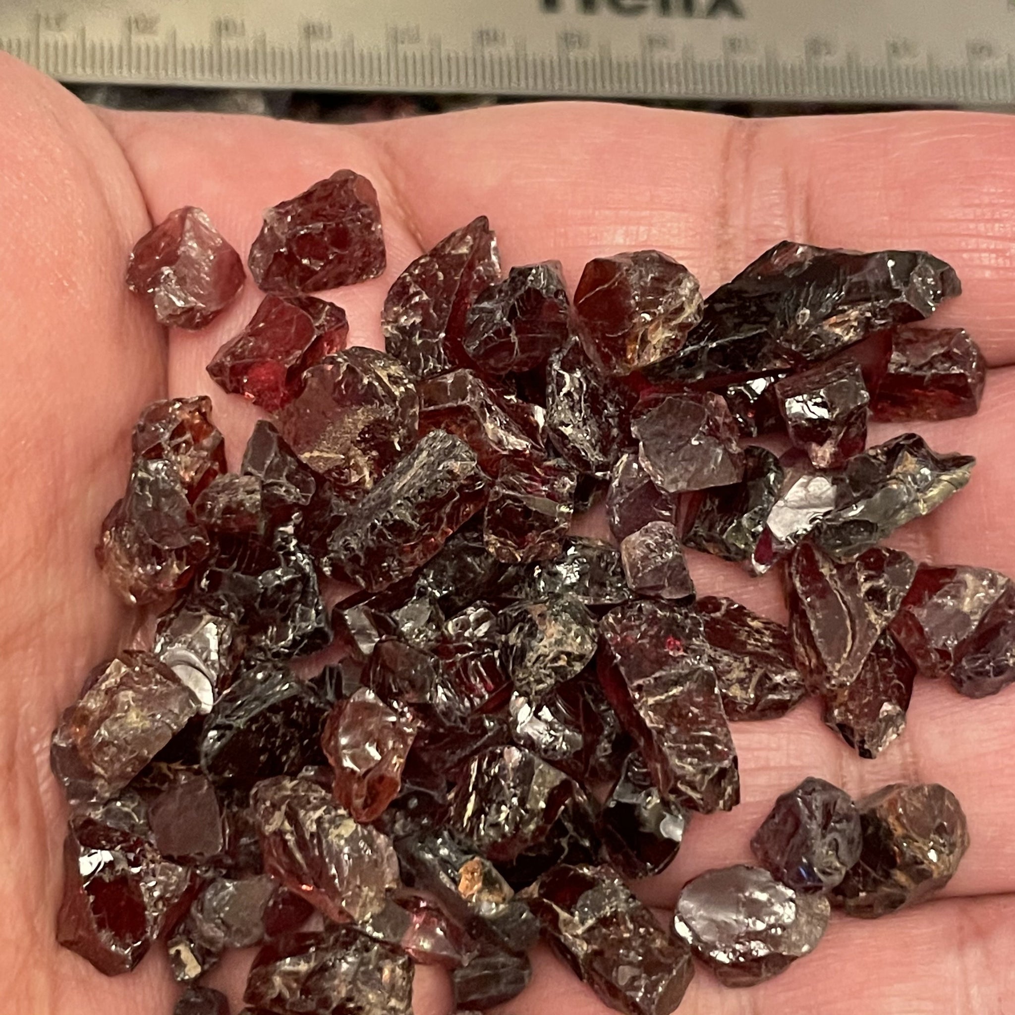 Garnets Tanzania Price Is For 1 Piece 0.5Gm - 1.8Gm Clarity Clean Vvs Vs Slightly Included Eye To