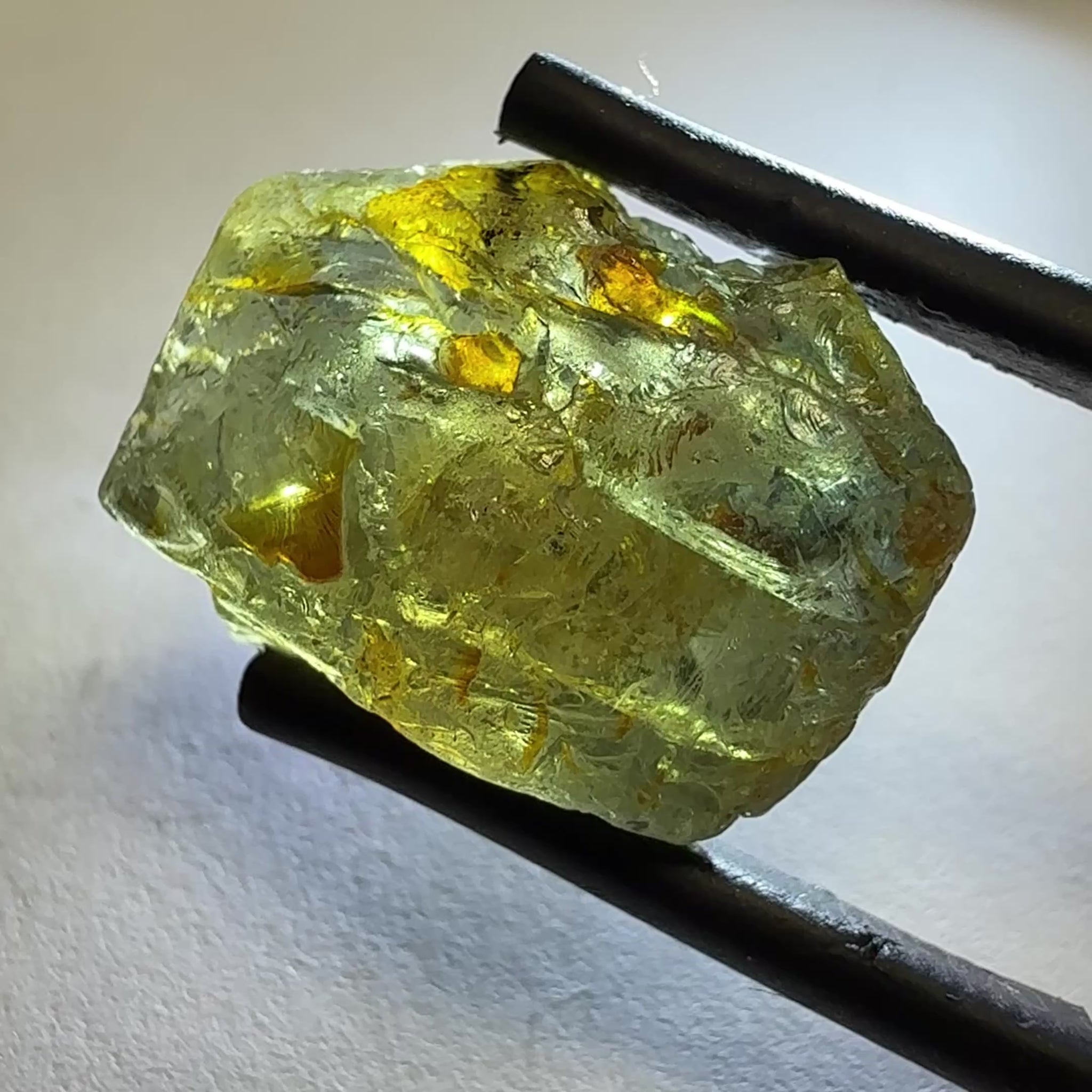 Umba Sapphire, 20.99ct, Umba, Tanzania, Untreated Unheated, cab grade rough or Cobb to remove gemmy but slightly included pieces, fractures inside, see the backlit photos showing the fractures
