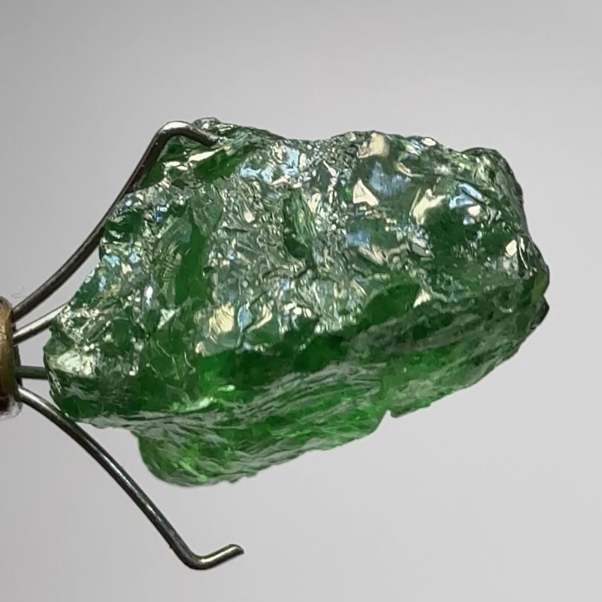 Tsavorite Garnet, 10.94ct, Tanzania, Untreated Unheated. Heavily veiled
