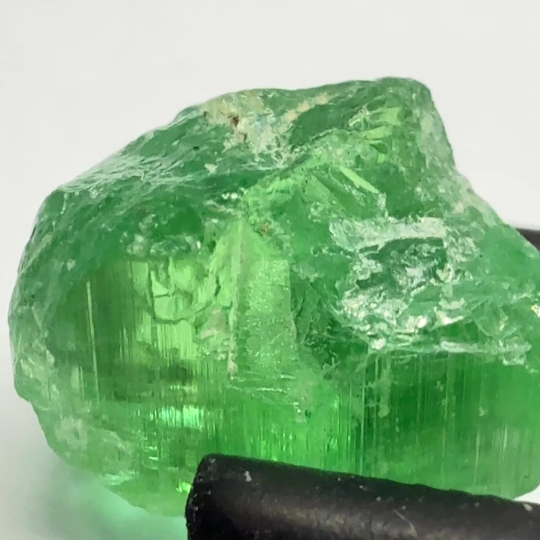 Tourmaline, 2.97ct, Tanzania, Untreated Unheated, has a large inclusion but you may be able to cut with inclusion