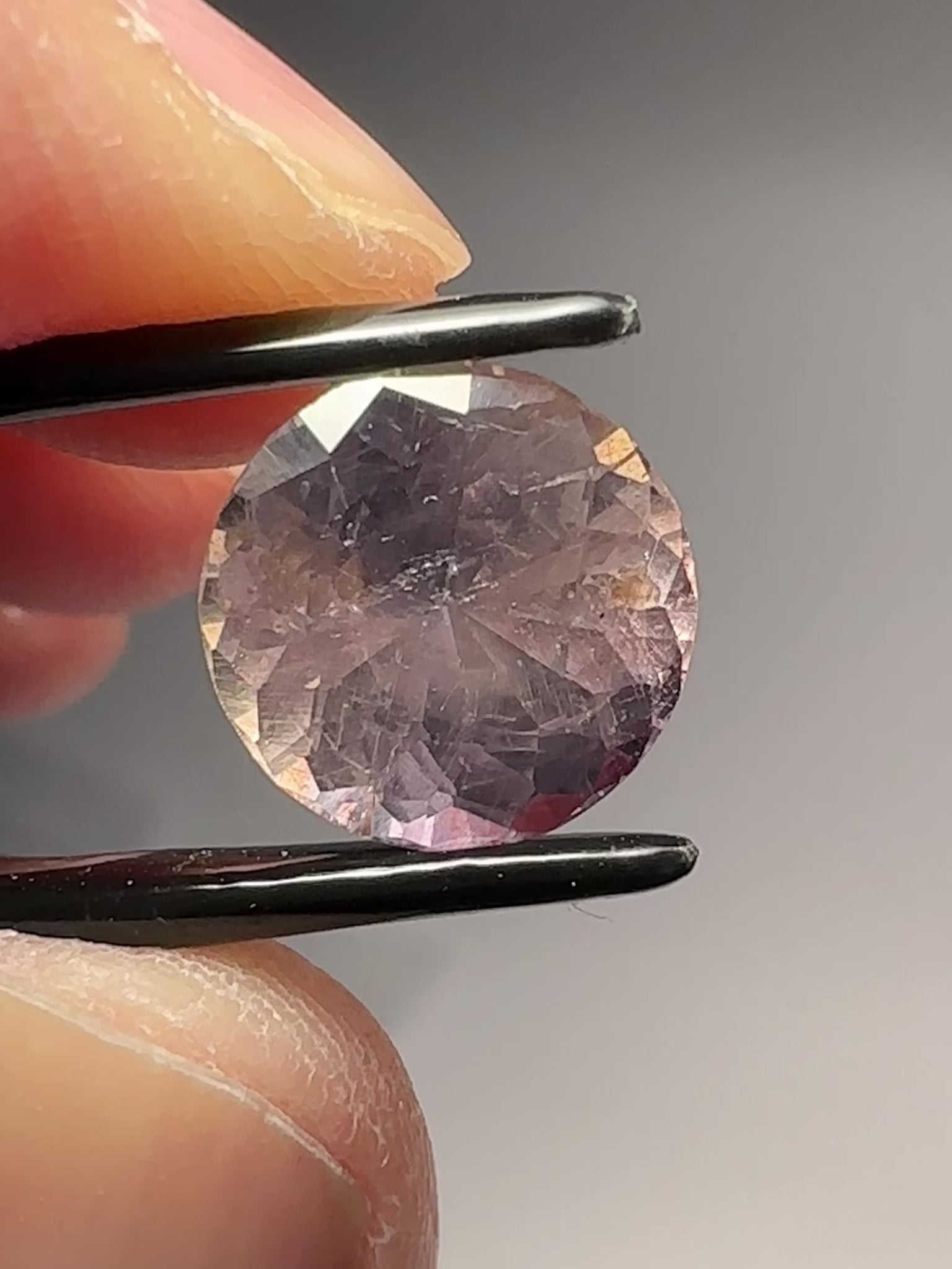 Colour Change Sapphire, 4.84ct, Umba, Tanzania. Untreated Unheated. See photos for colour change