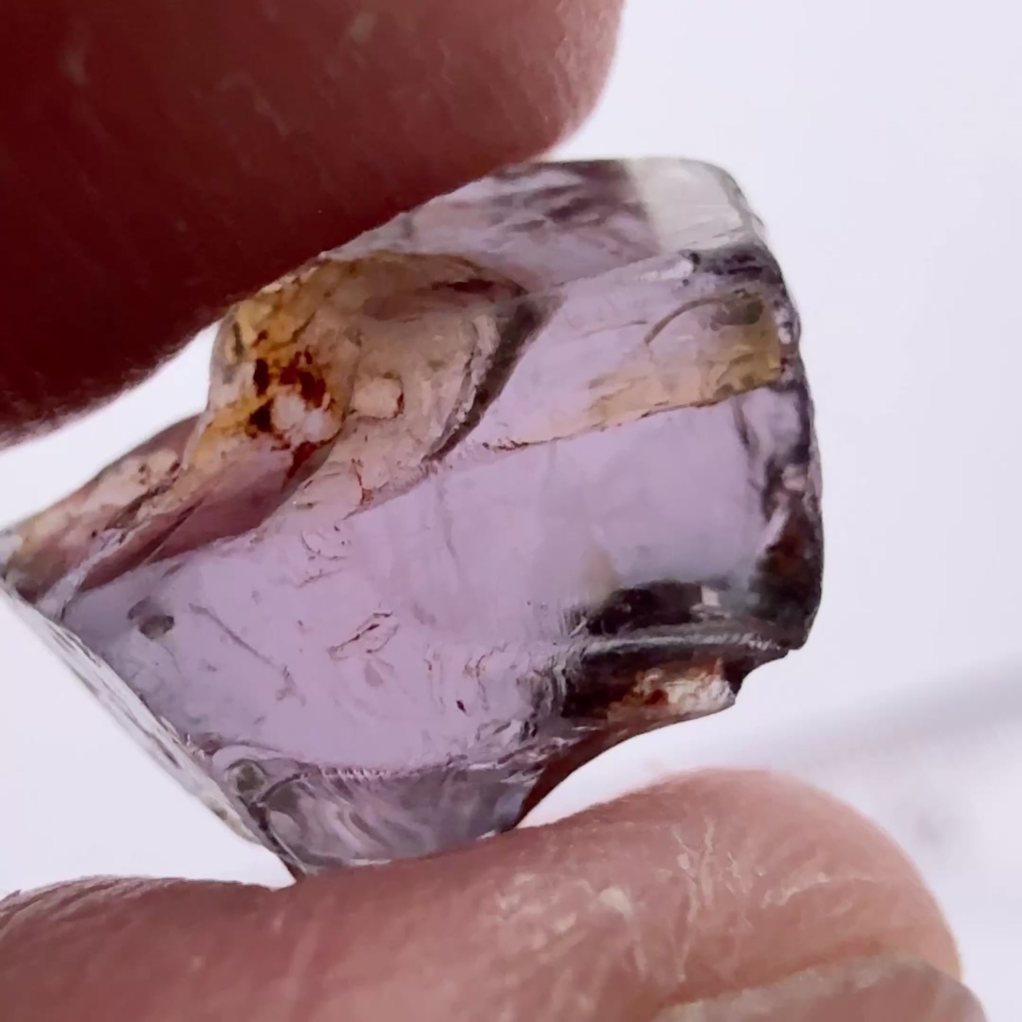 Mahenge Purple Spinel, 5.03ct, Mahenge, Tanzania, Untreated Unheated. Slight issues on the skin, inside its vvs-if