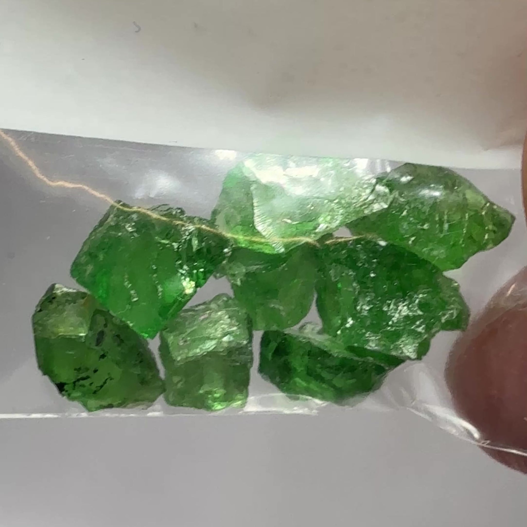 Tsavorite Garnet Lot, 9.62ct, Tanzania, Untreated Unheated, 8pcs, just above 1ct av. VS-Si